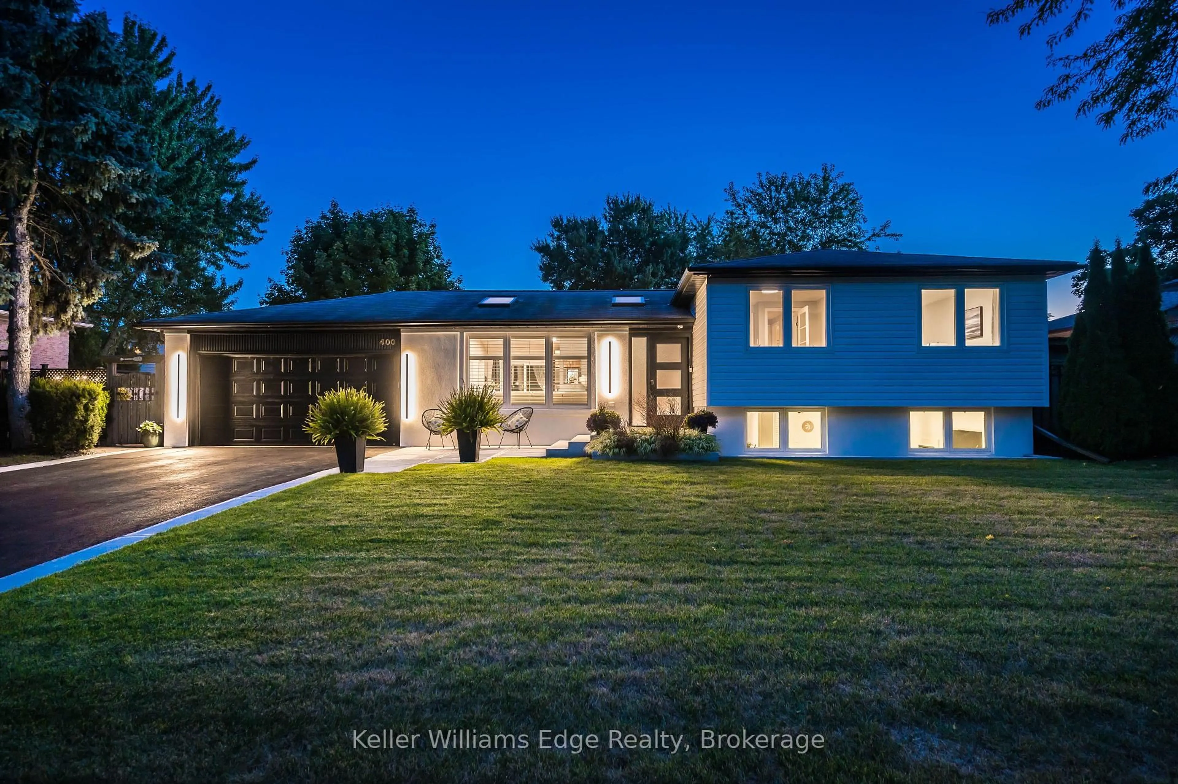 Unknown for 400 Sunset Dr, Oakville Ontario L6L 3N2