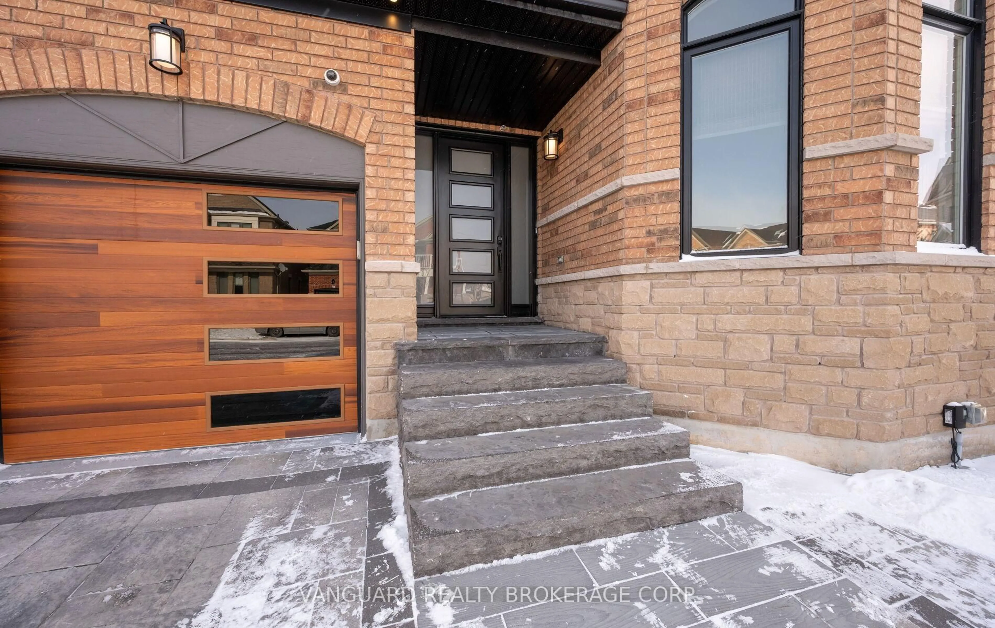 Home with brick exterior material, street for 1130 Little Cres, Milton Ontario L9T 6T2