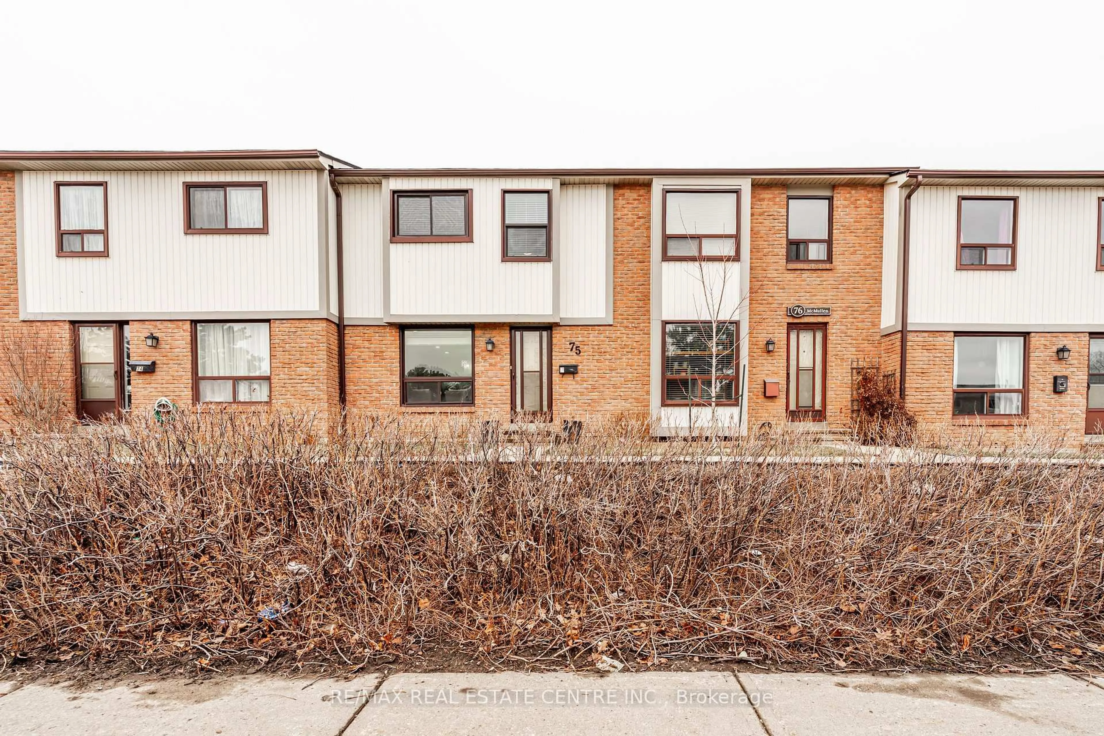 Home with brick exterior material, street for 75 Mcmullen Cres #75, Brampton Ontario L6S 3M2