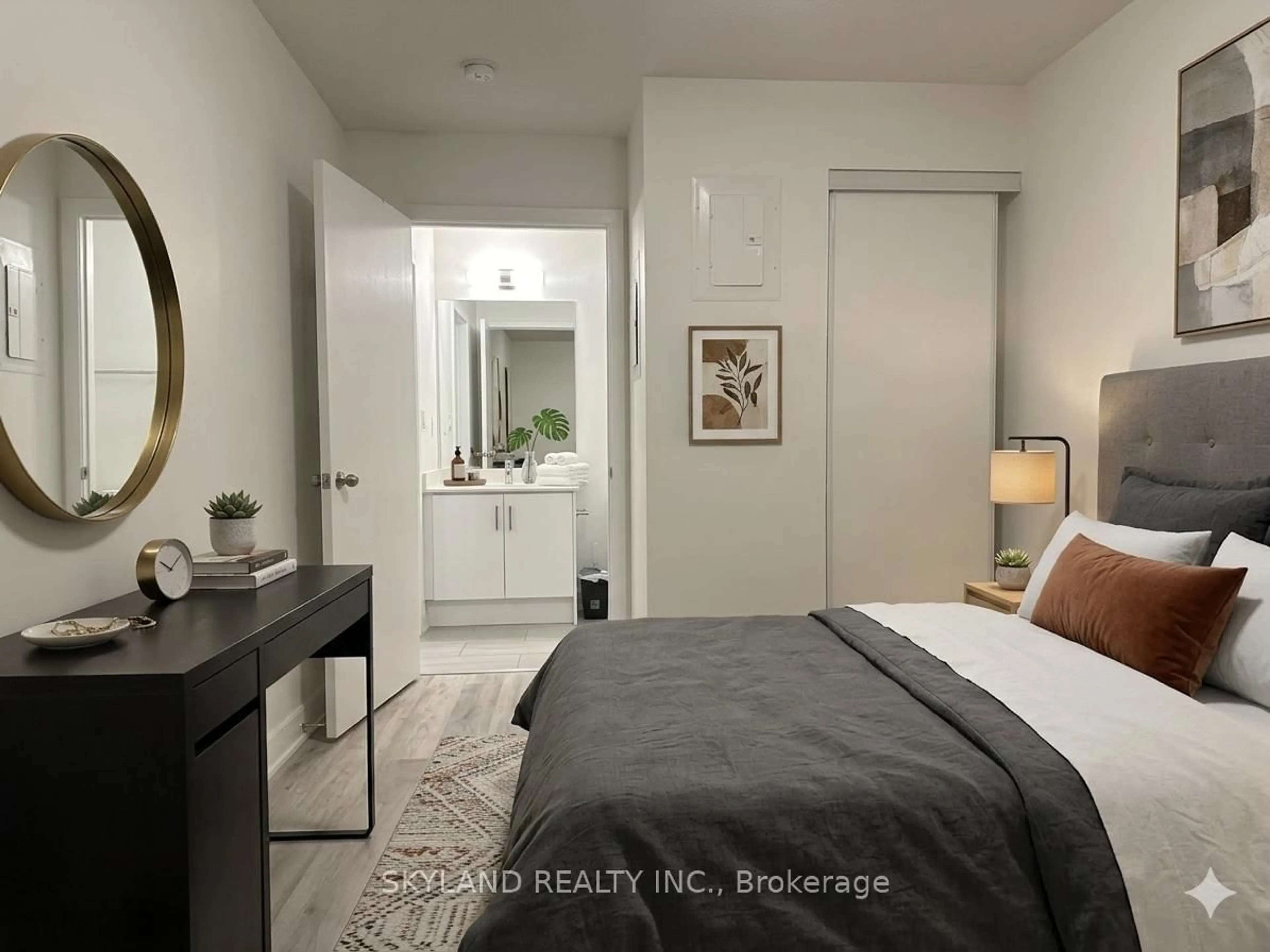 A pic of a room for 251 Manitoba St #205, Toronto Ontario M8Y 0C7