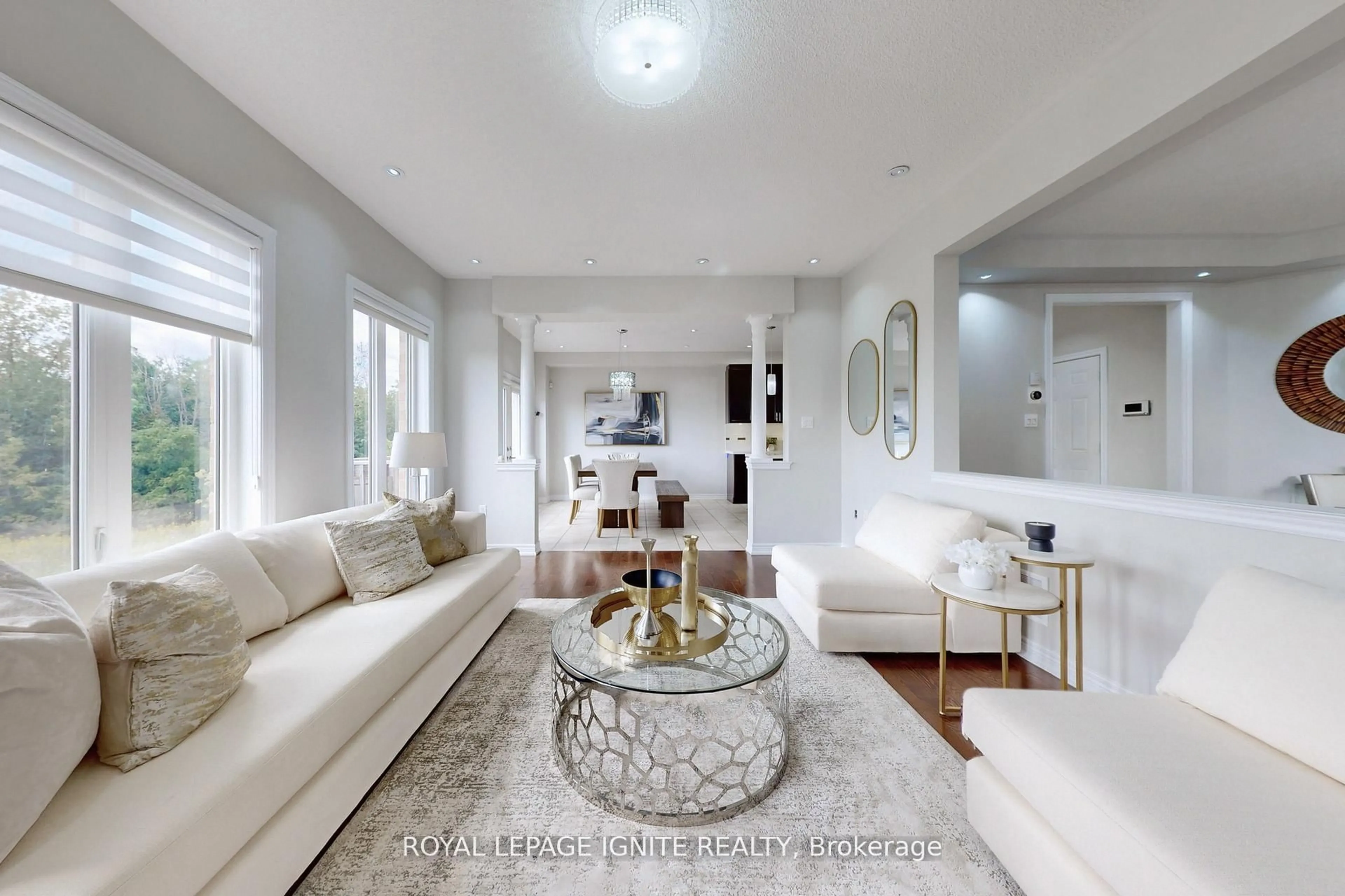 Living room with furniture, unknown for 24 Arrowpoint Dr, Brampton Ontario L6Y 0G8