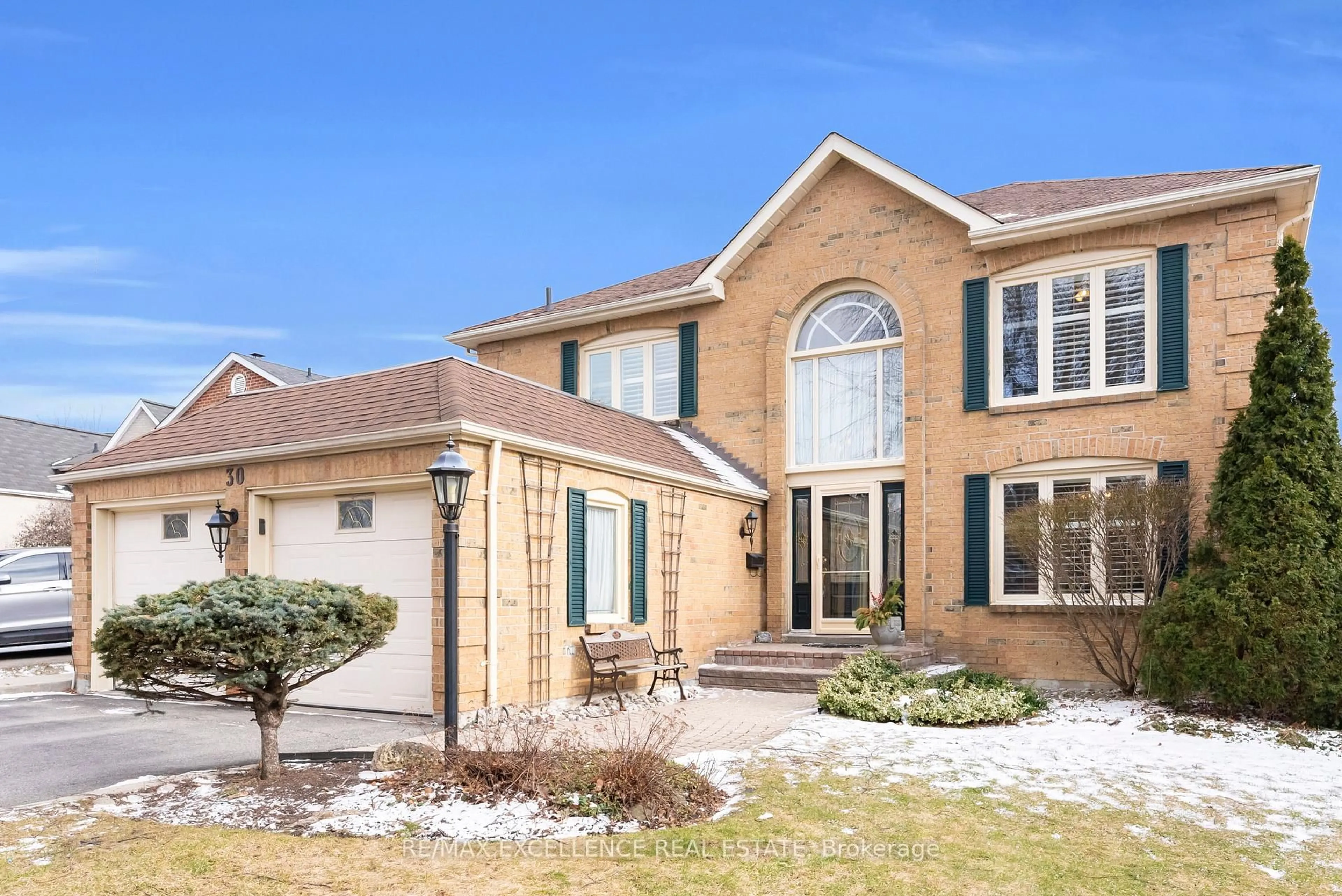 Home with brick exterior material, street for 30 Northumberland Pl, Brampton Ontario L6S 4E5