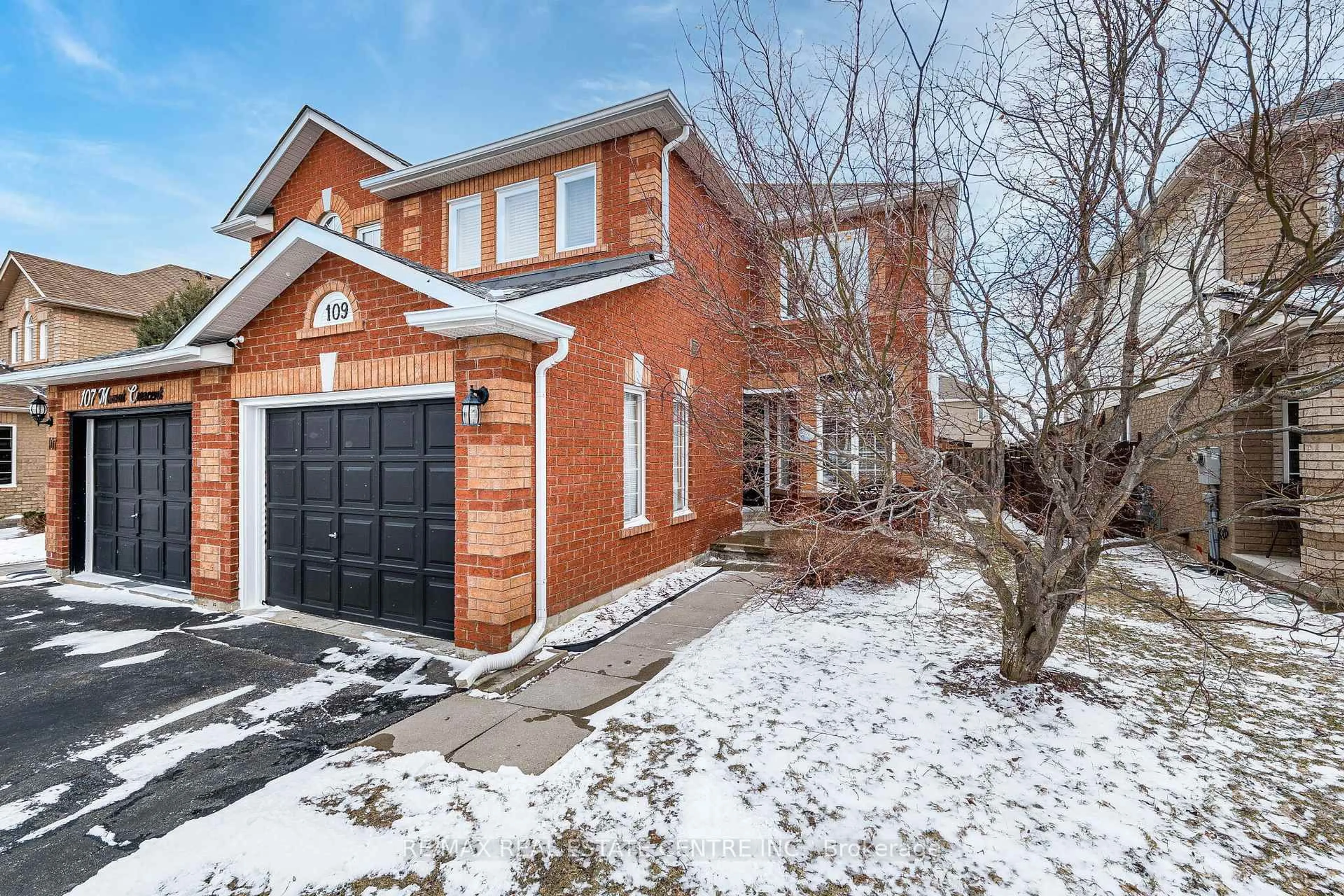 Home with brick exterior material, street for 109 Mowat Cres, Halton Hills Ontario L7G 6C7