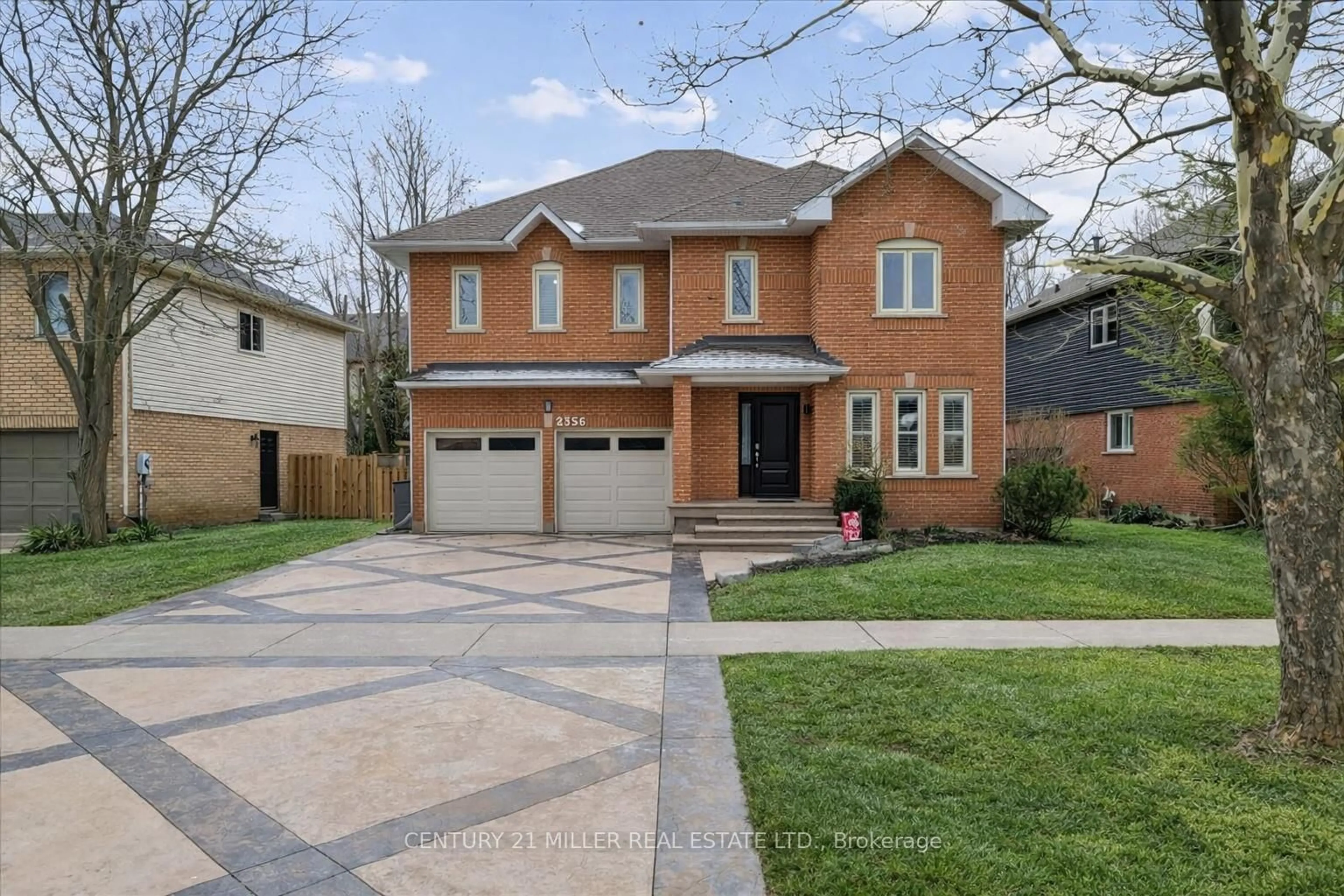 Home with brick exterior material, street for 2356 Mowat Ave, Oakville Ontario L6H 5X3