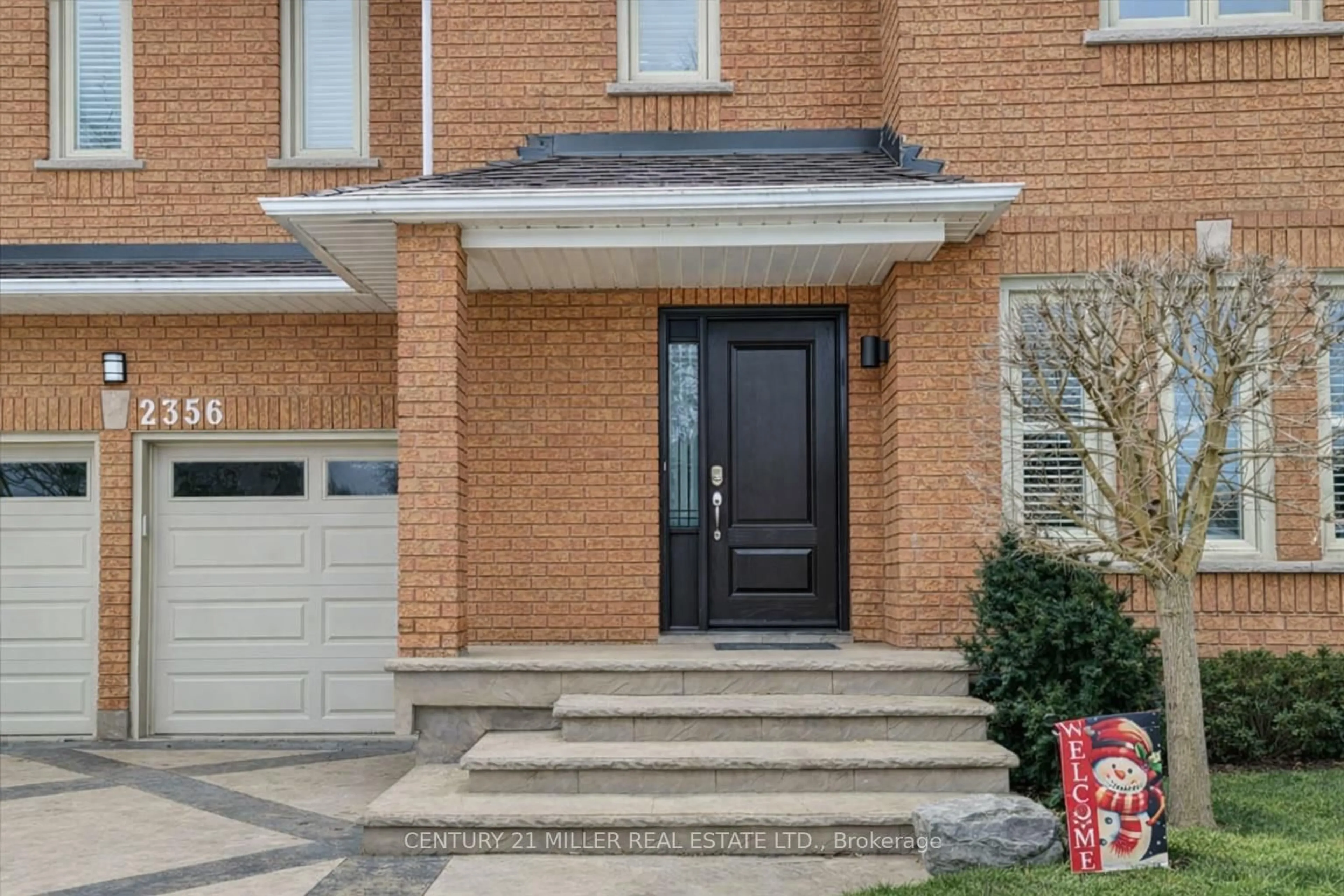Home with brick exterior material, street for 2356 Mowat Ave, Oakville Ontario L6H 5X3