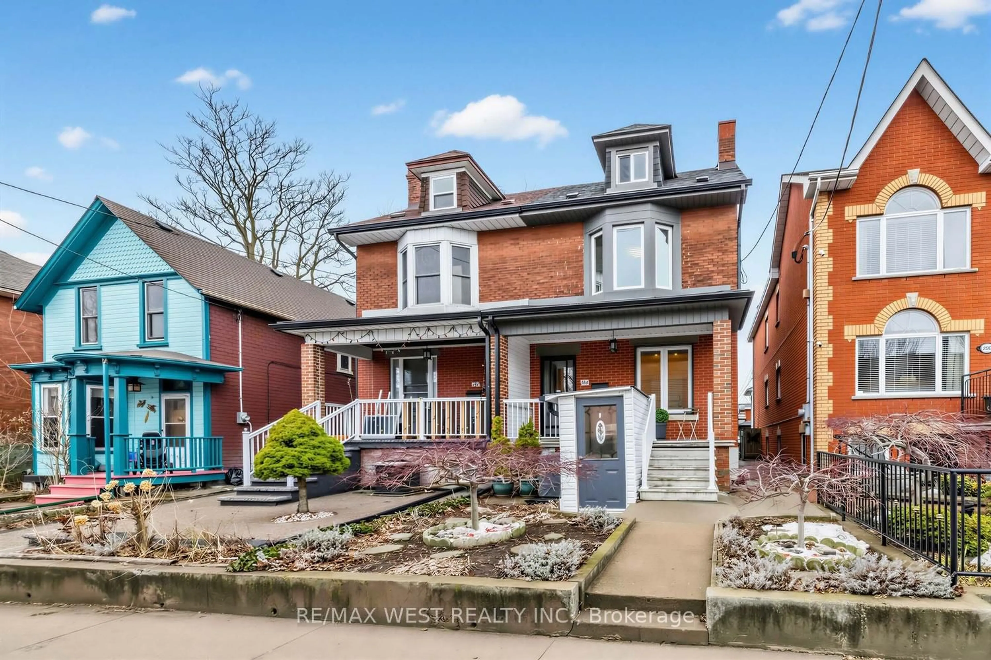 Home with brick exterior material, street for 746 Gladstone Ave, Toronto Ontario M6H 3J6