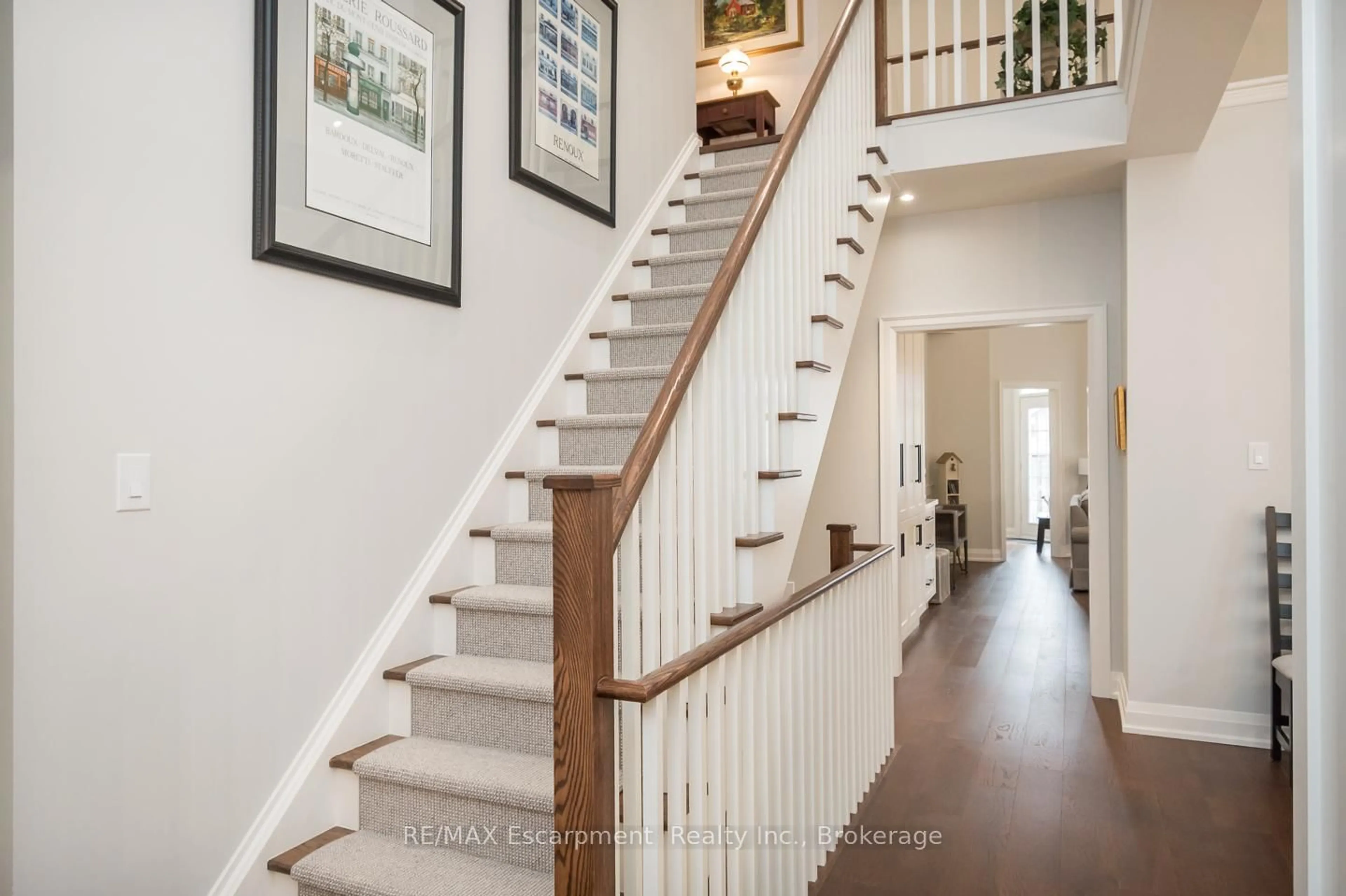 Unknown for 4155 Stonebridge Cres, Burlington Ontario L7M 4N2