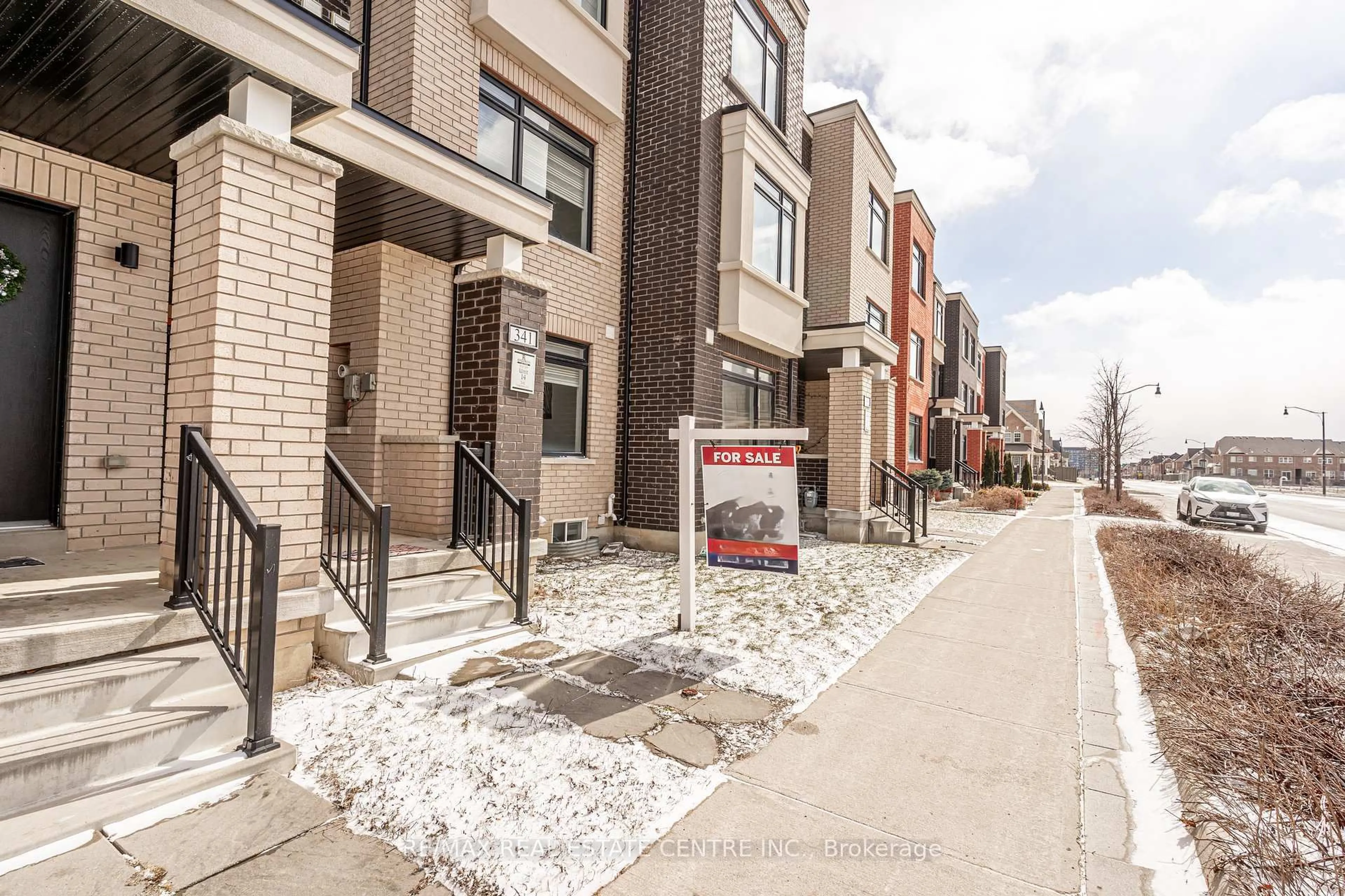 Unknown for 341 Veterans Dr, Brampton Ontario L7A 0B2