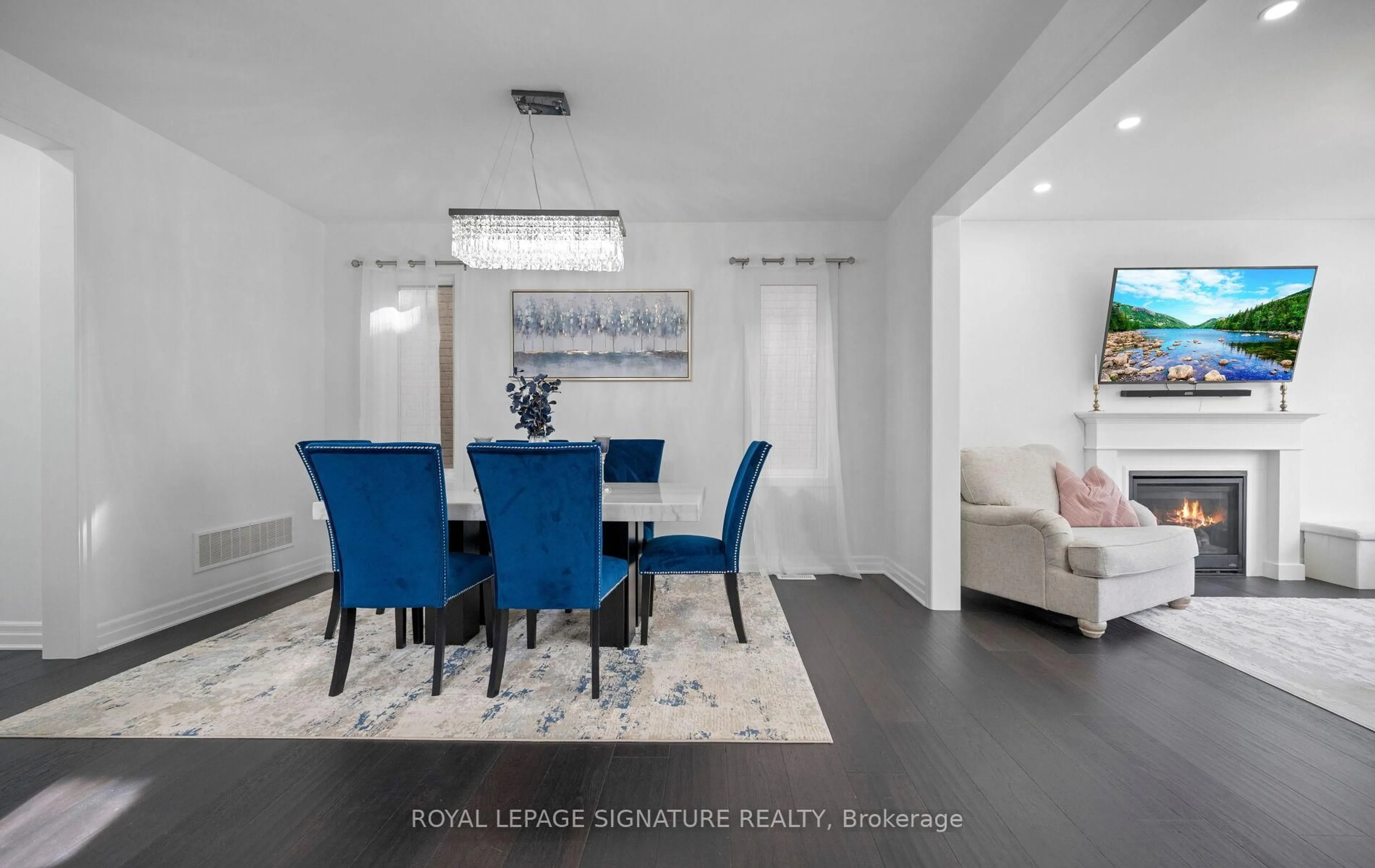 Dining room, unknown for 474 Violet Gate, Milton Ontario L9E 1X6