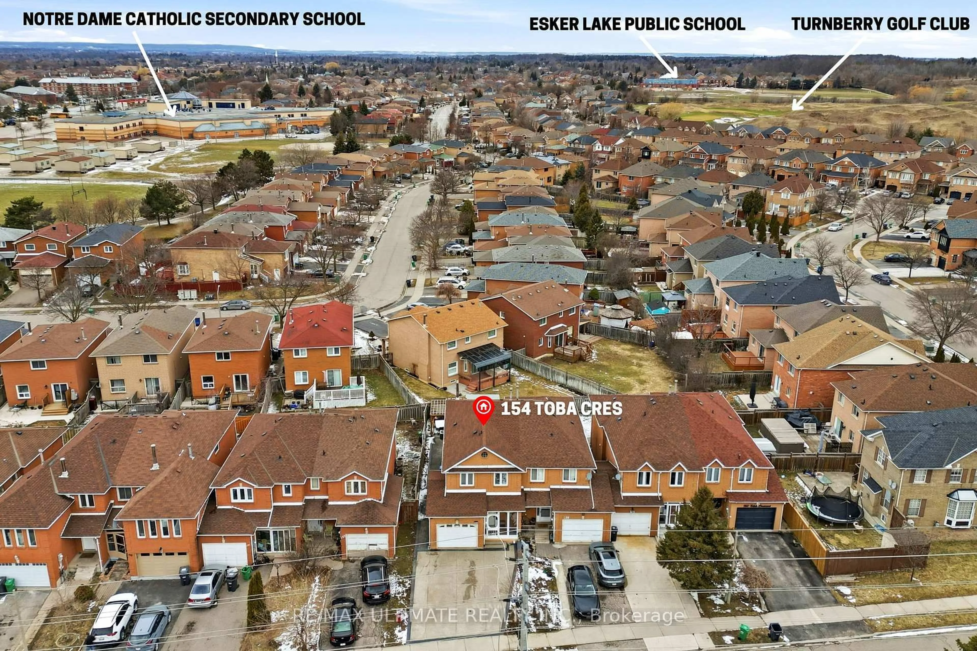 A pic from outside/outdoor area/front of a property/back of a property/a pic from drone, street for 154 Toba Cres, Brampton Ontario L6Z 4R9