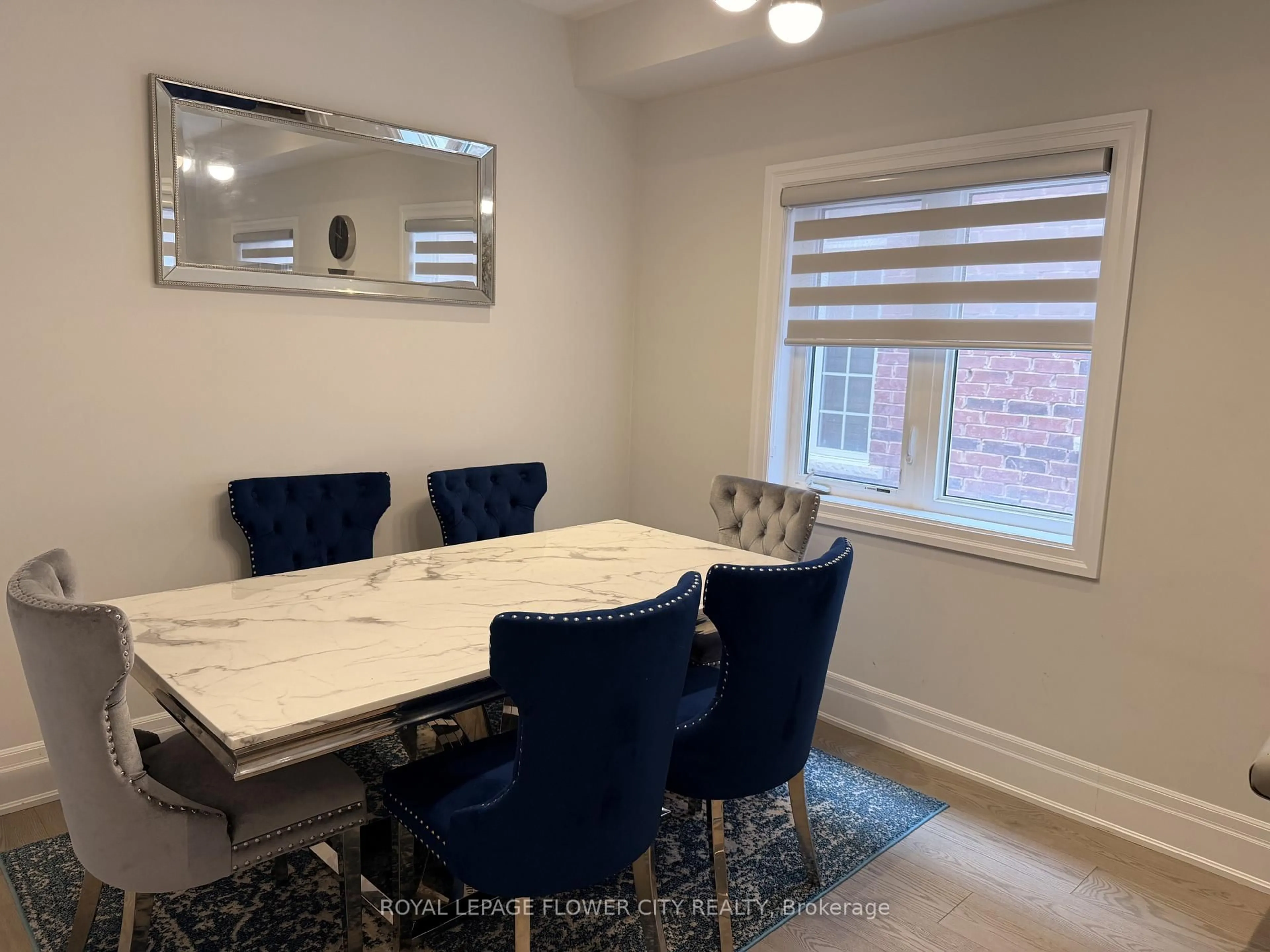 Dining room, unknown for 7 Overstone Rd, Halton Hills Ontario L7G 0N5