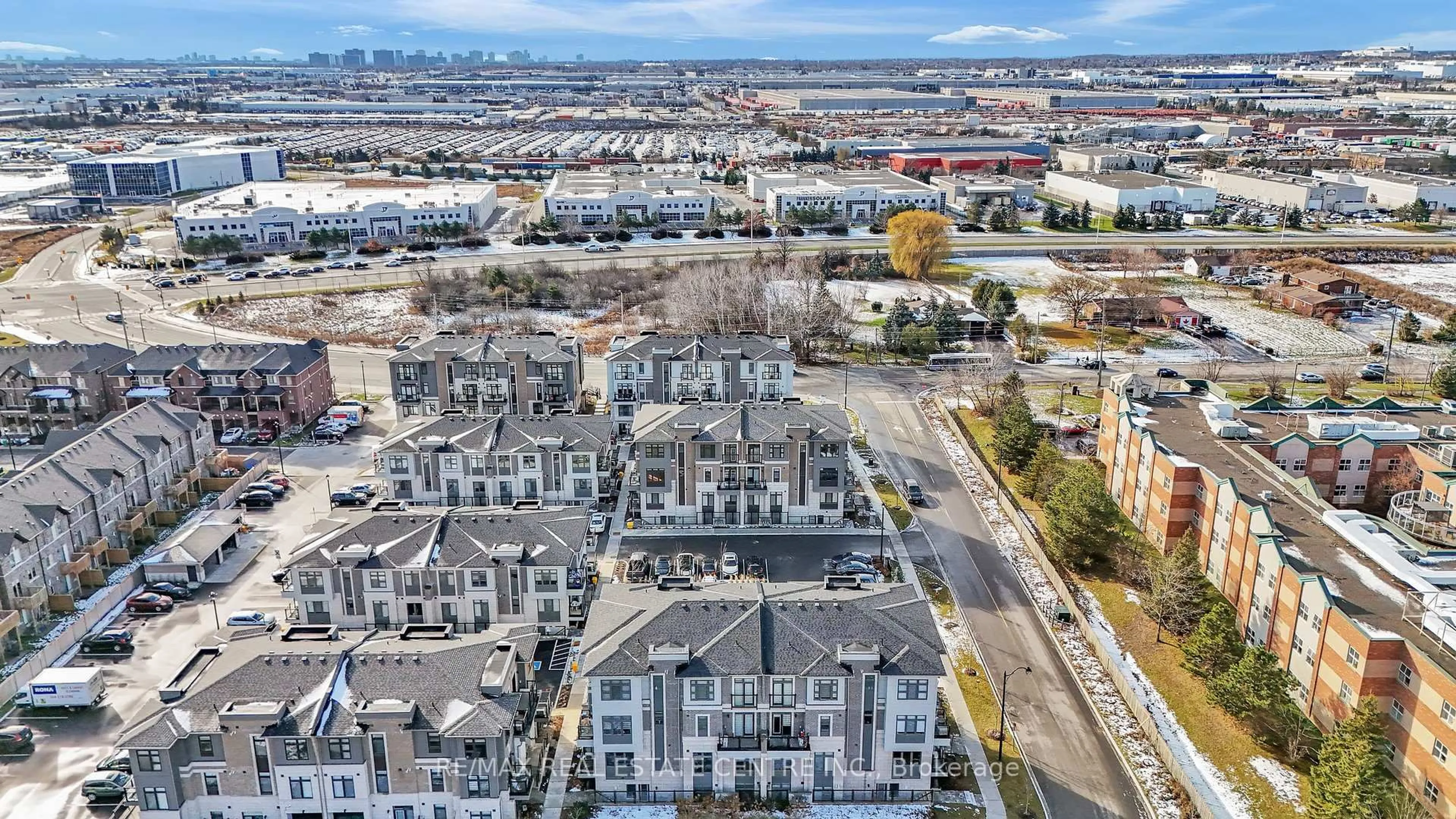 A pic from outside/outdoor area/front of a property/back of a property/a pic from drone, city buildings view from balcony for 10 Halliford Pl #312 (G32), Brampton Ontario L6P 0N5