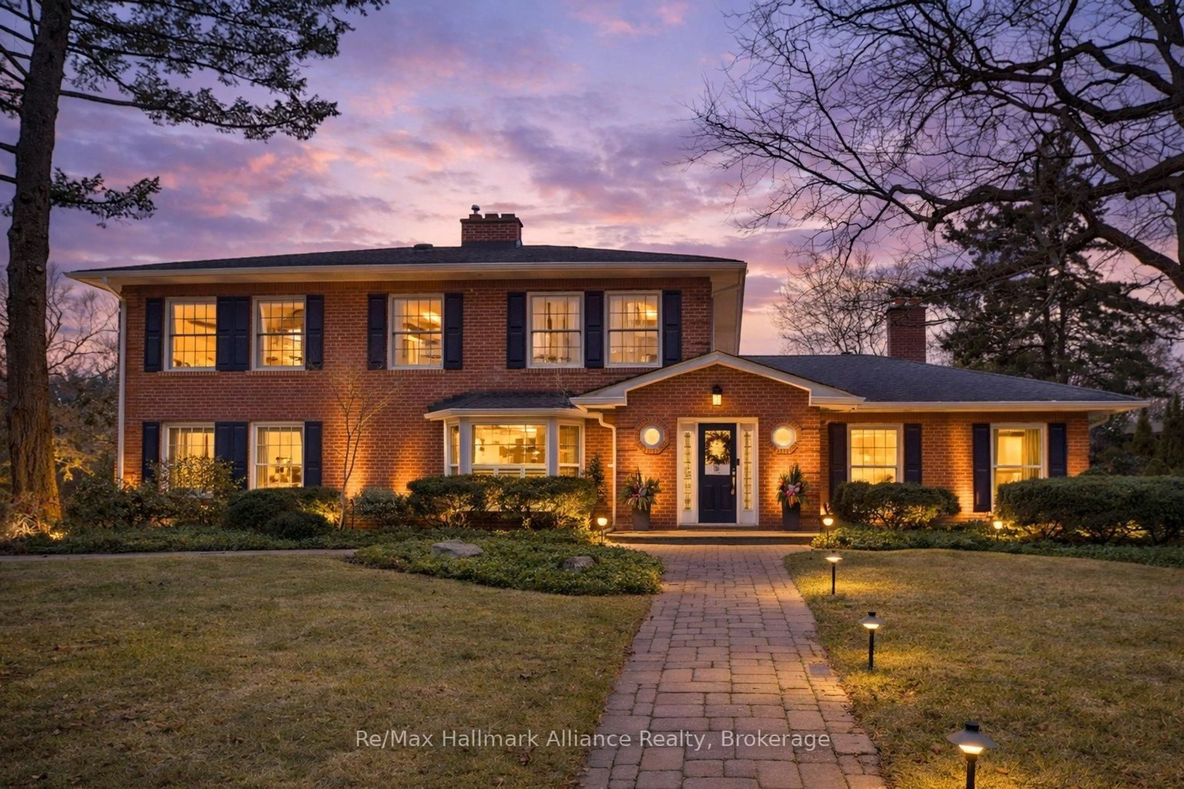 Home with brick exterior material, street for 1335 Cambridge Dr, Oakville Ontario L6J 1S4