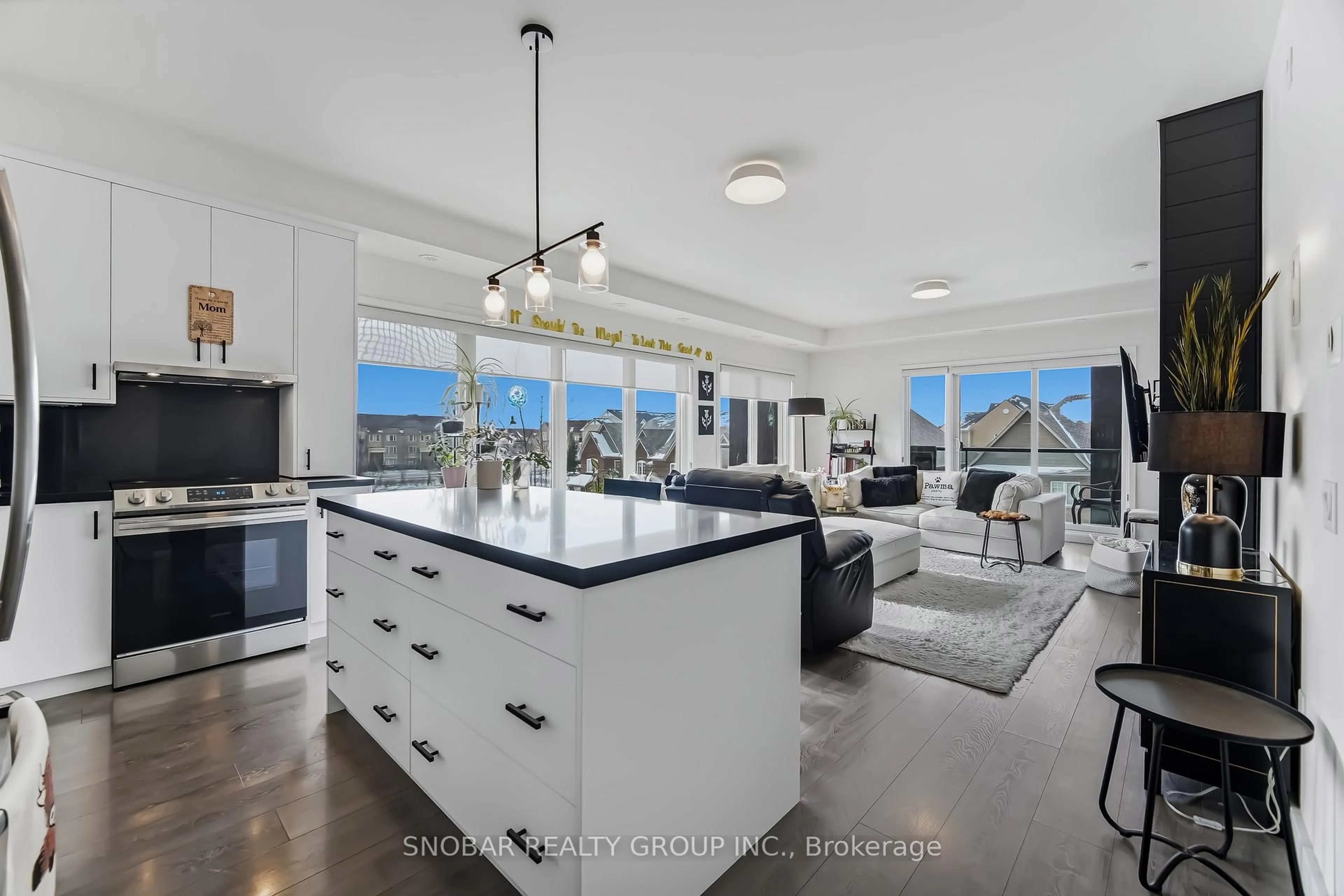 Open concept kitchen, unknown for 5035 Harvard Rd #304, Mississauga Ontario L5M 0W6