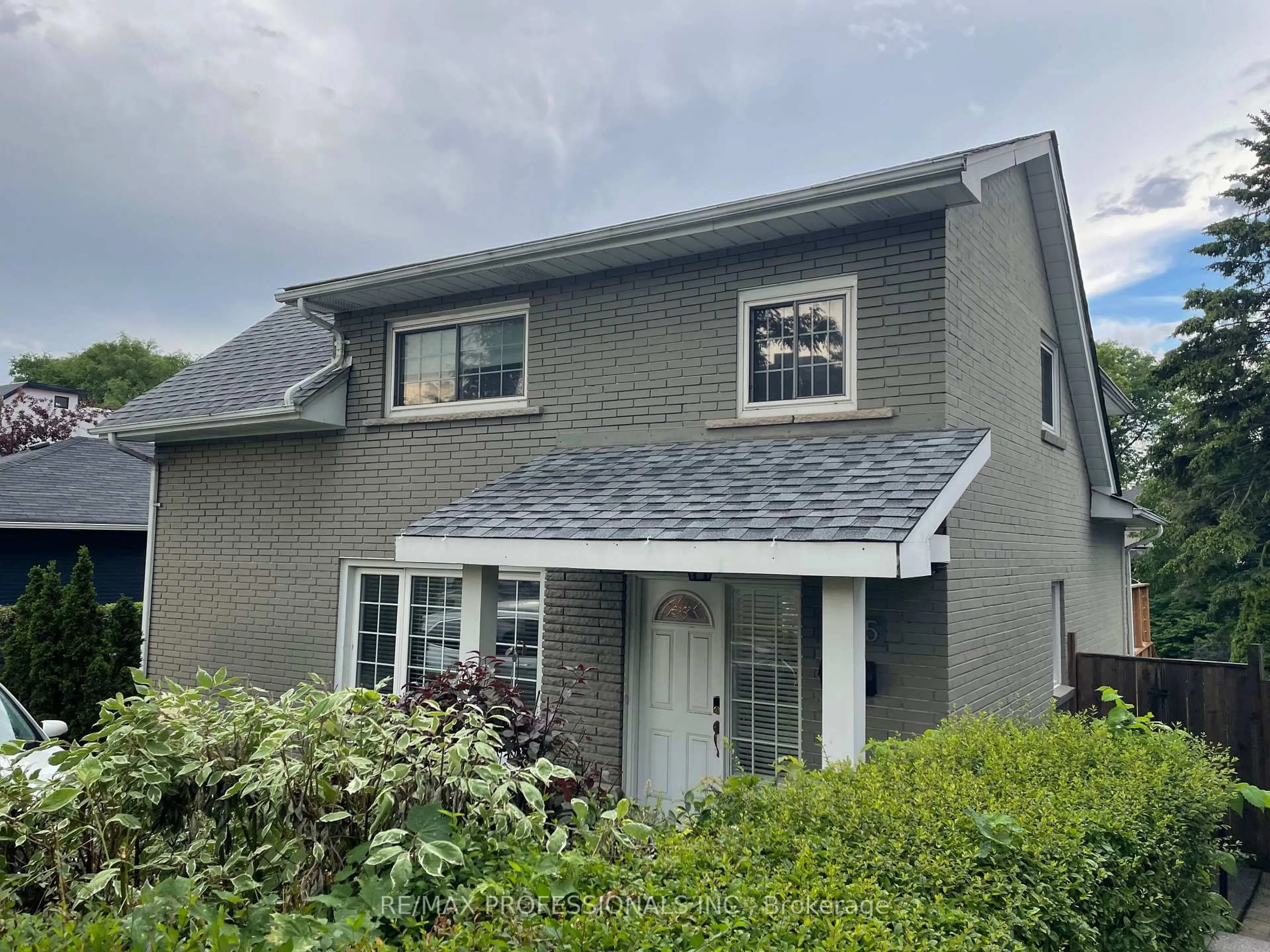 Home with vinyl exterior material, street for 4625 Dundas St, Toronto Ontario M9A 1A4