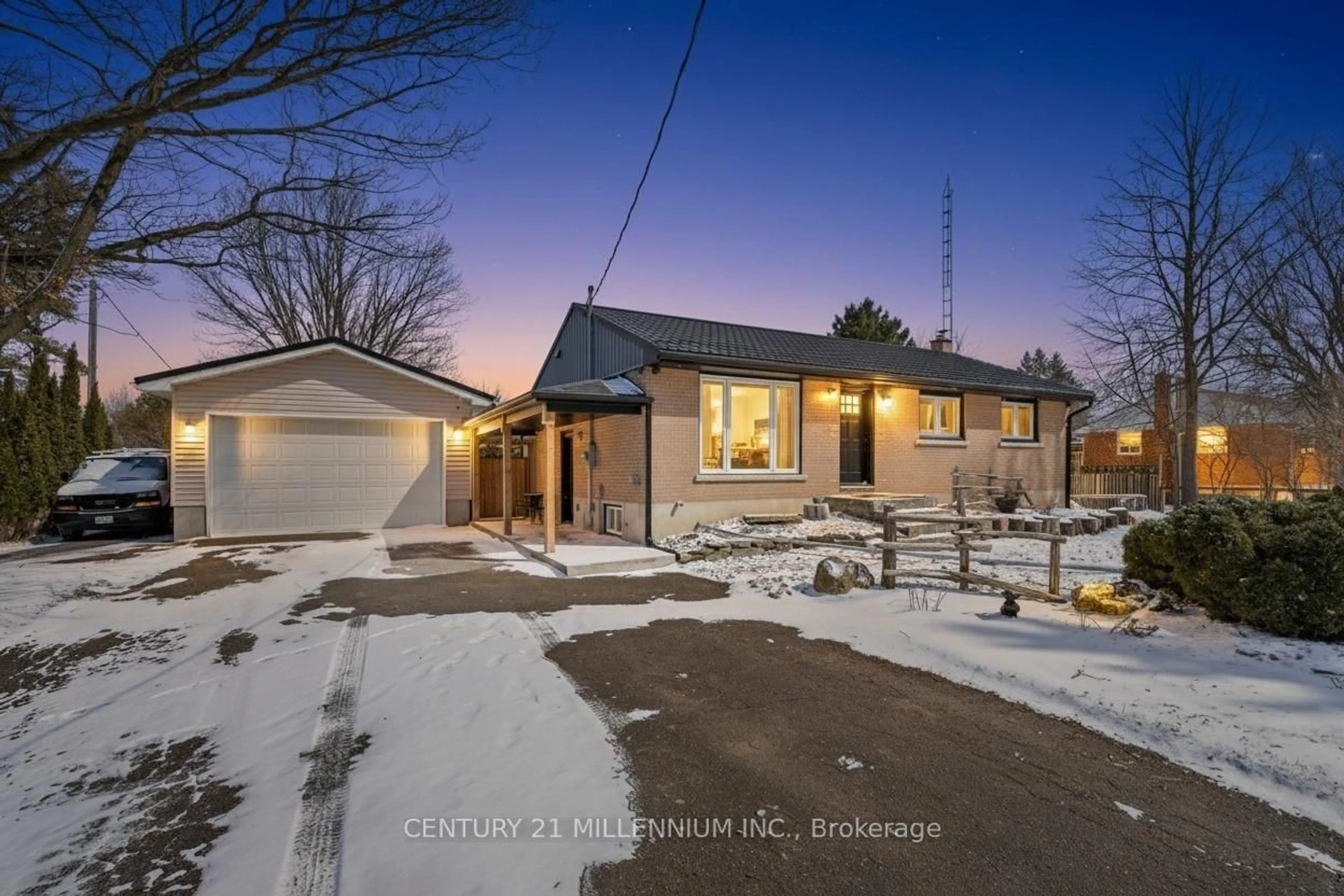 A pic from outside/outdoor area/front of a property/back of a property/a pic from drone, street for 10875 Fifth Line, Halton Hills Ontario L7G 4S6