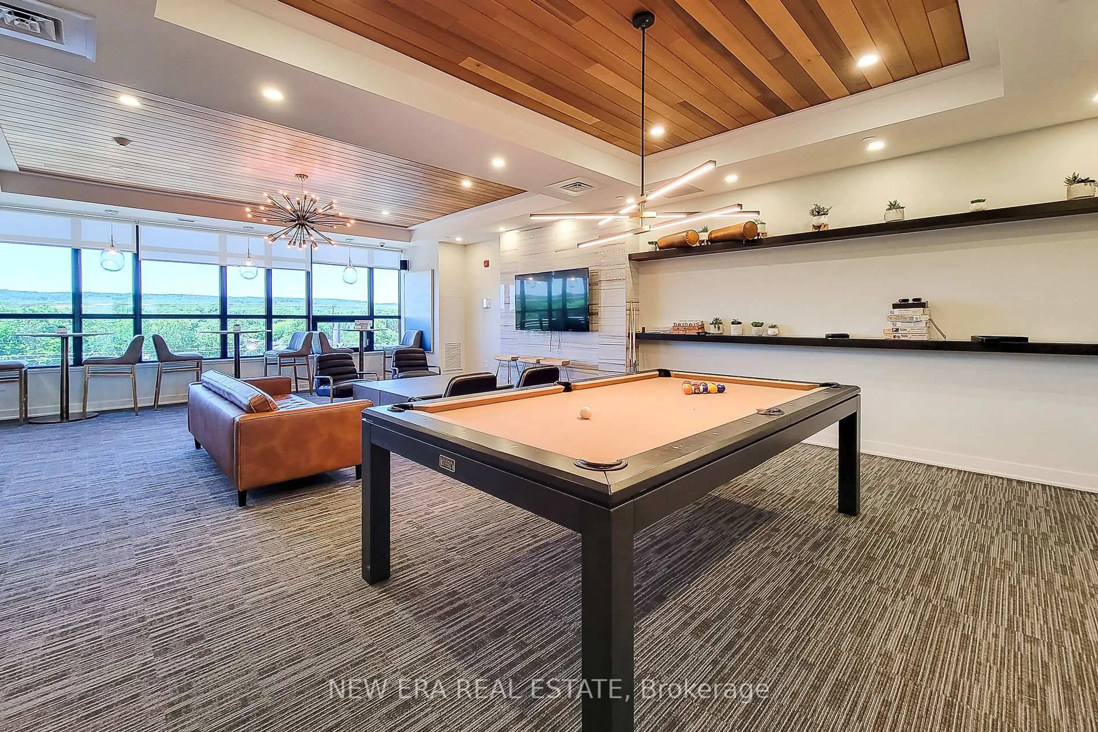 Unknown for 320 Plains Rd #212, Burlington Ontario L7T 2C8