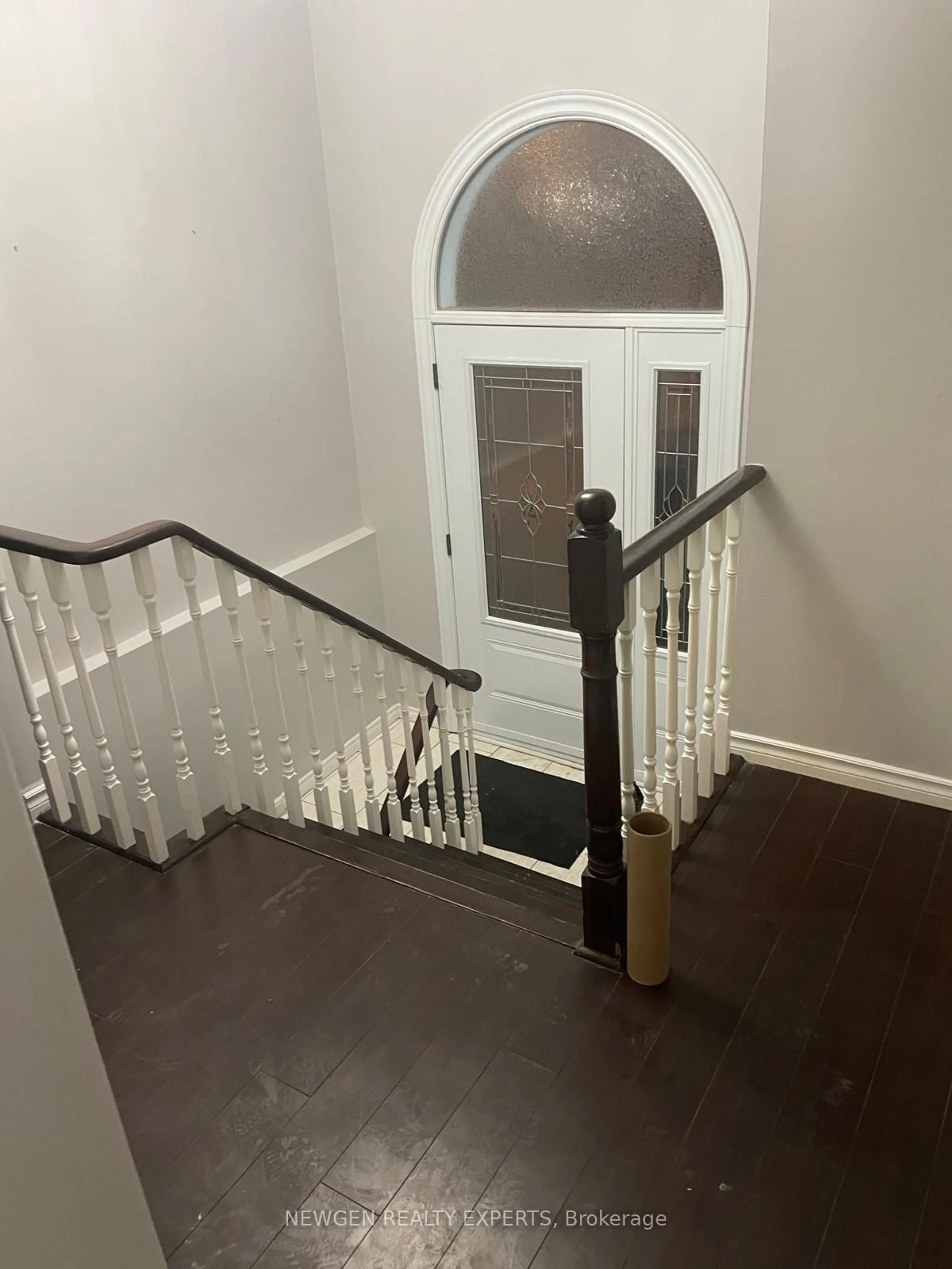 Unknown for 28 Royal Salisbury Way, Brampton Ontario L6V 3J6