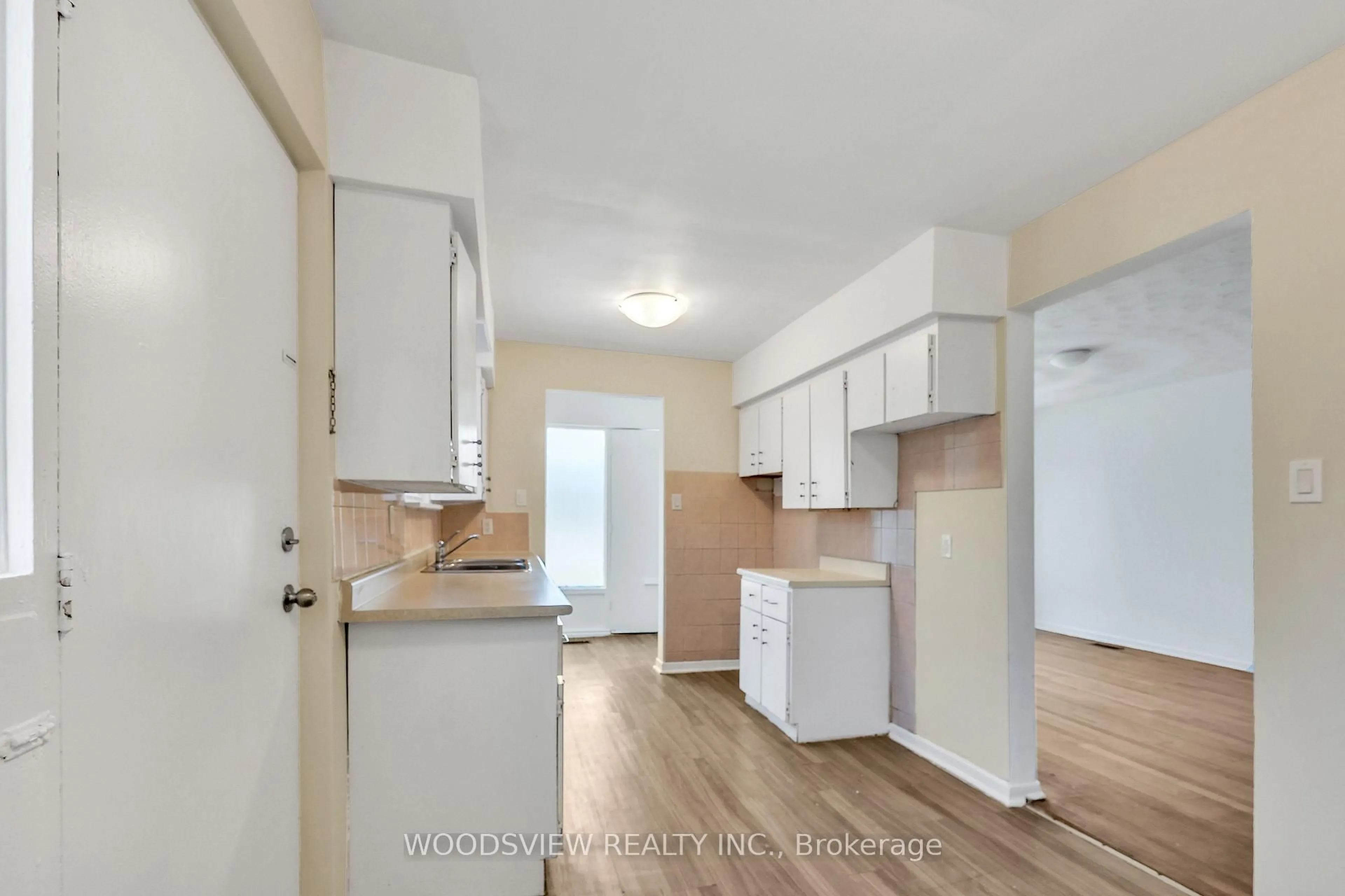 Standard kitchen, wood/laminate floor for 56 Lightwood Dr, Toronto Ontario M9V 2Z2