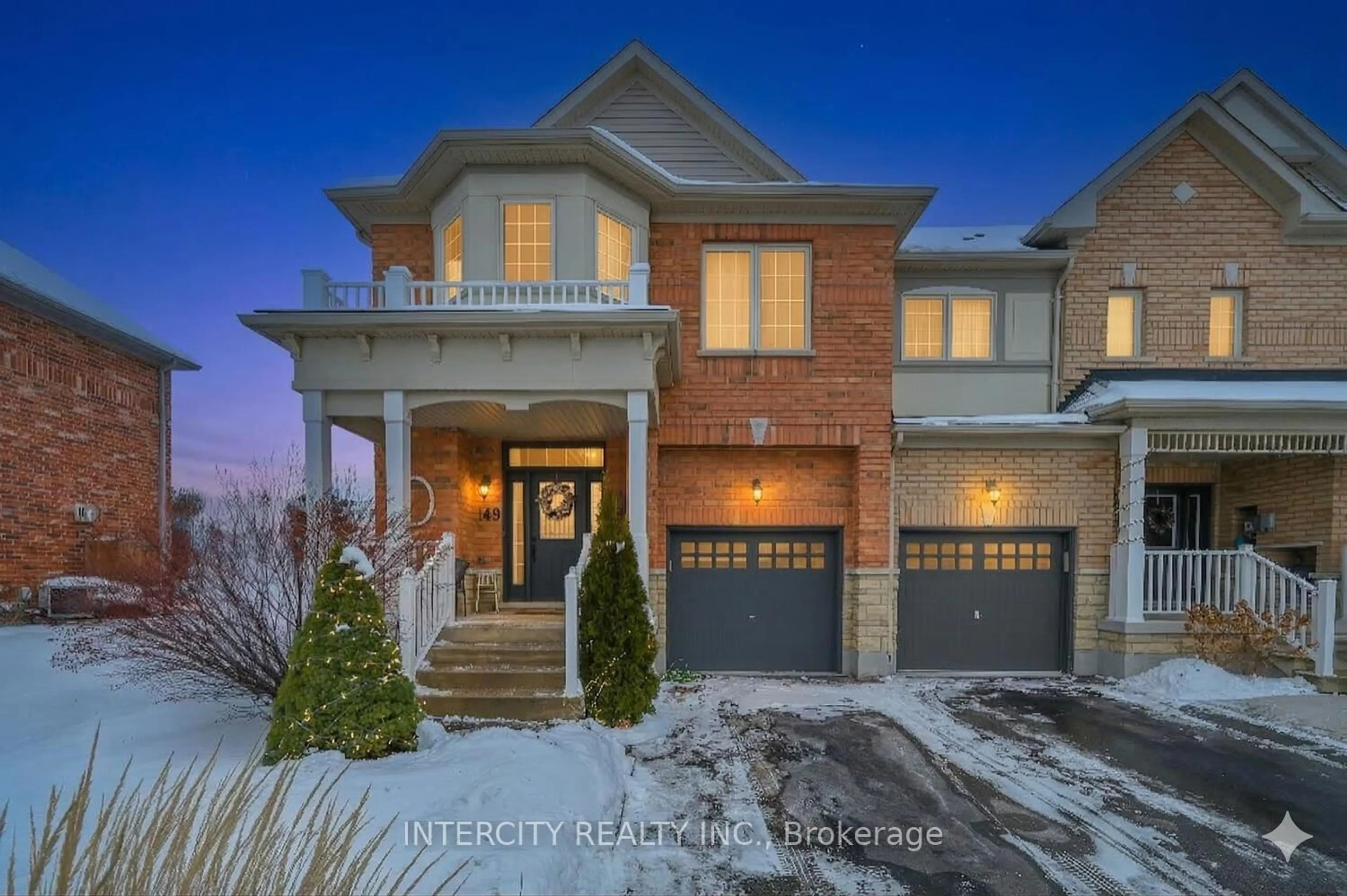 Home with brick exterior material, street for 49 McCardy Crt, Caledon Ontario L7C 3W9