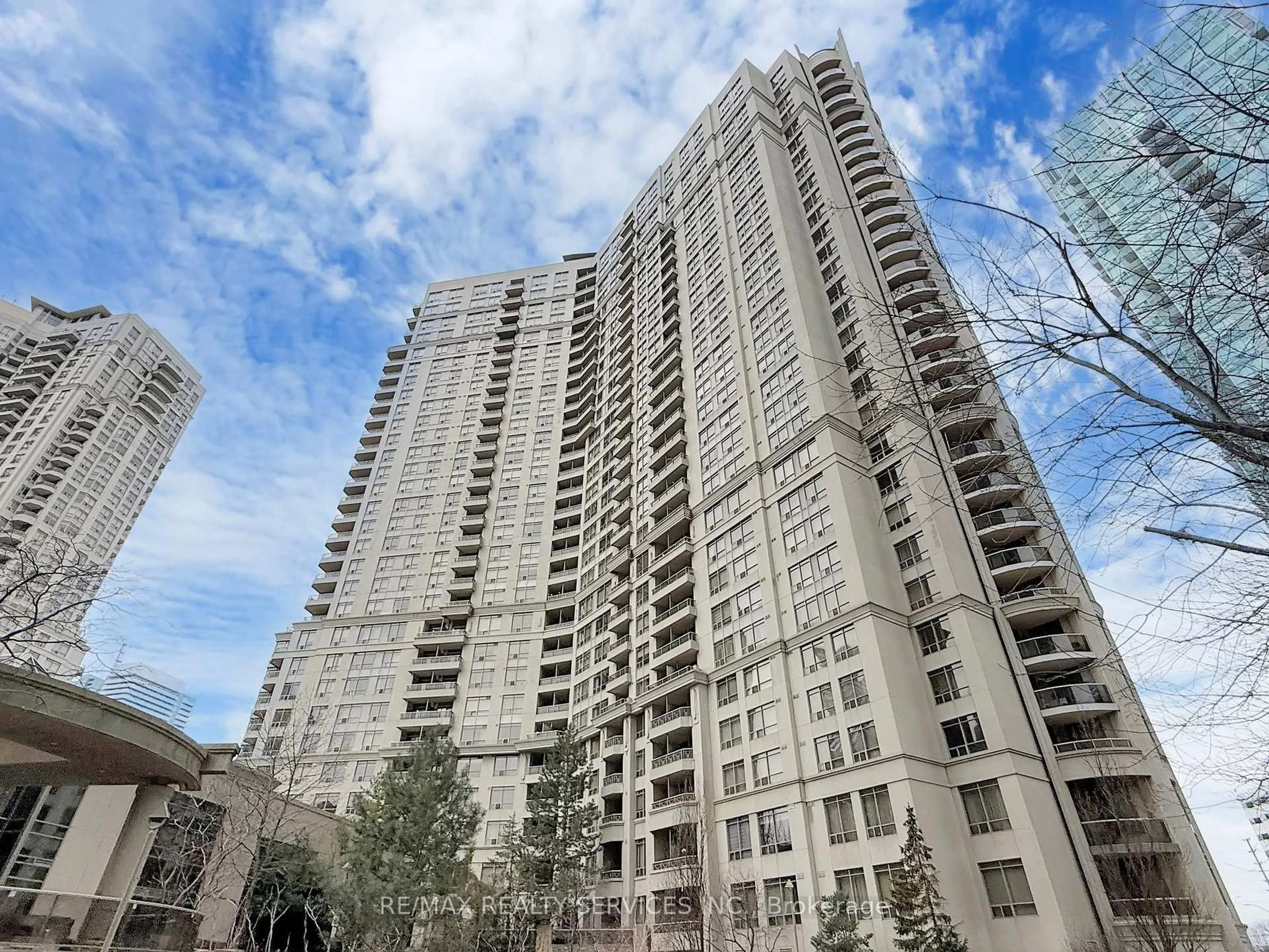 Unknown for 3880 Duke Of York Blvd #504, Mississauga Ontario L5B 4M7