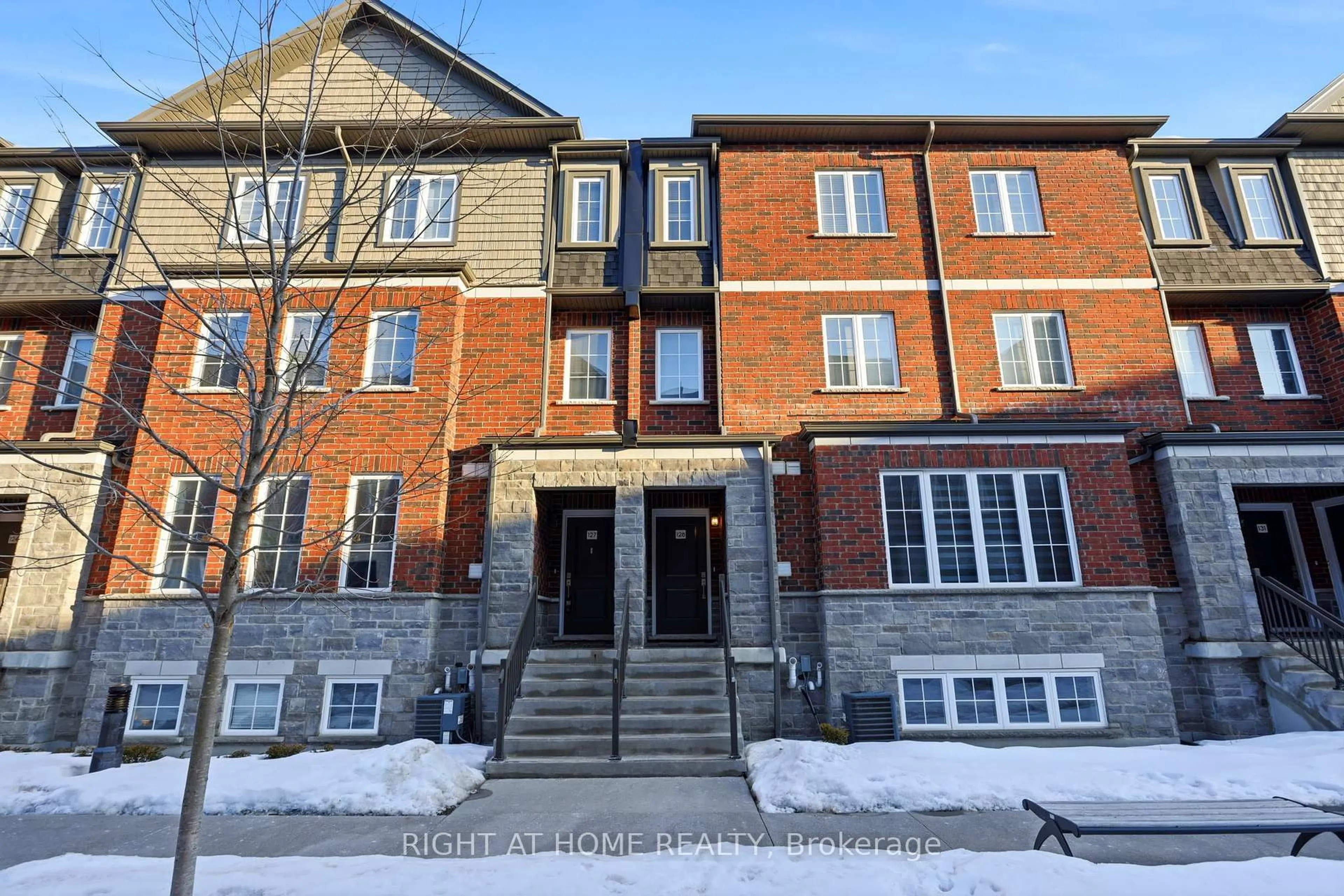 Unknown for 445 Ontario St #128, Milton Ontario L9T 9K4