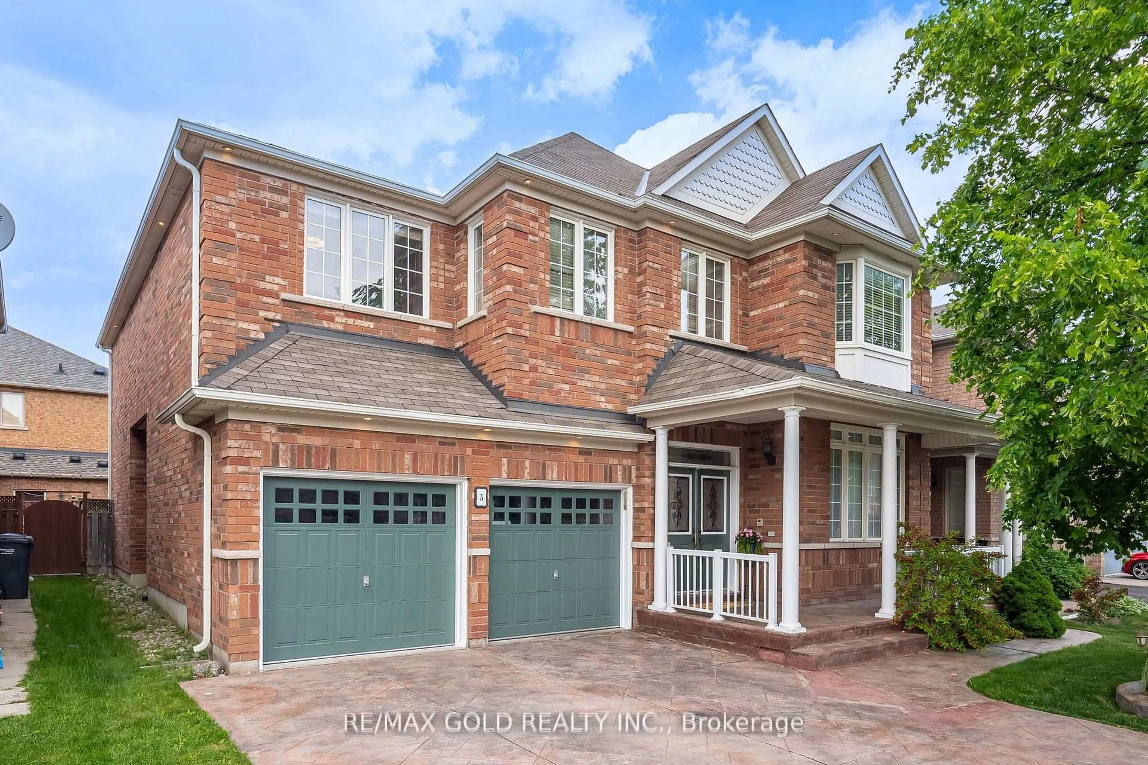 Home with brick exterior material, street for 5 Summershade St, Brampton Ontario L6P 2B9
