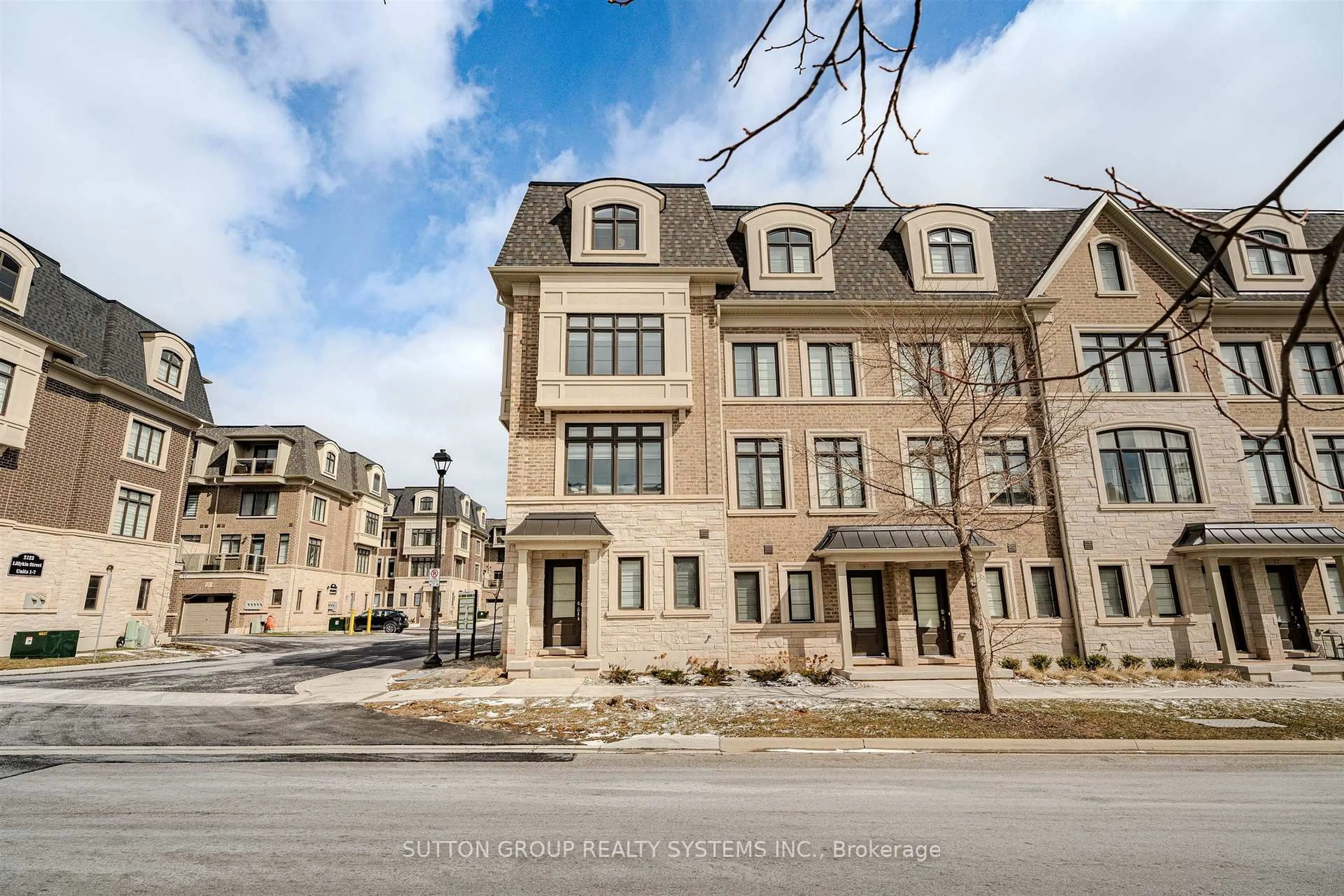 Unknown for 2119 Lillykin St #8, Oakville Ontario L6H 8A5