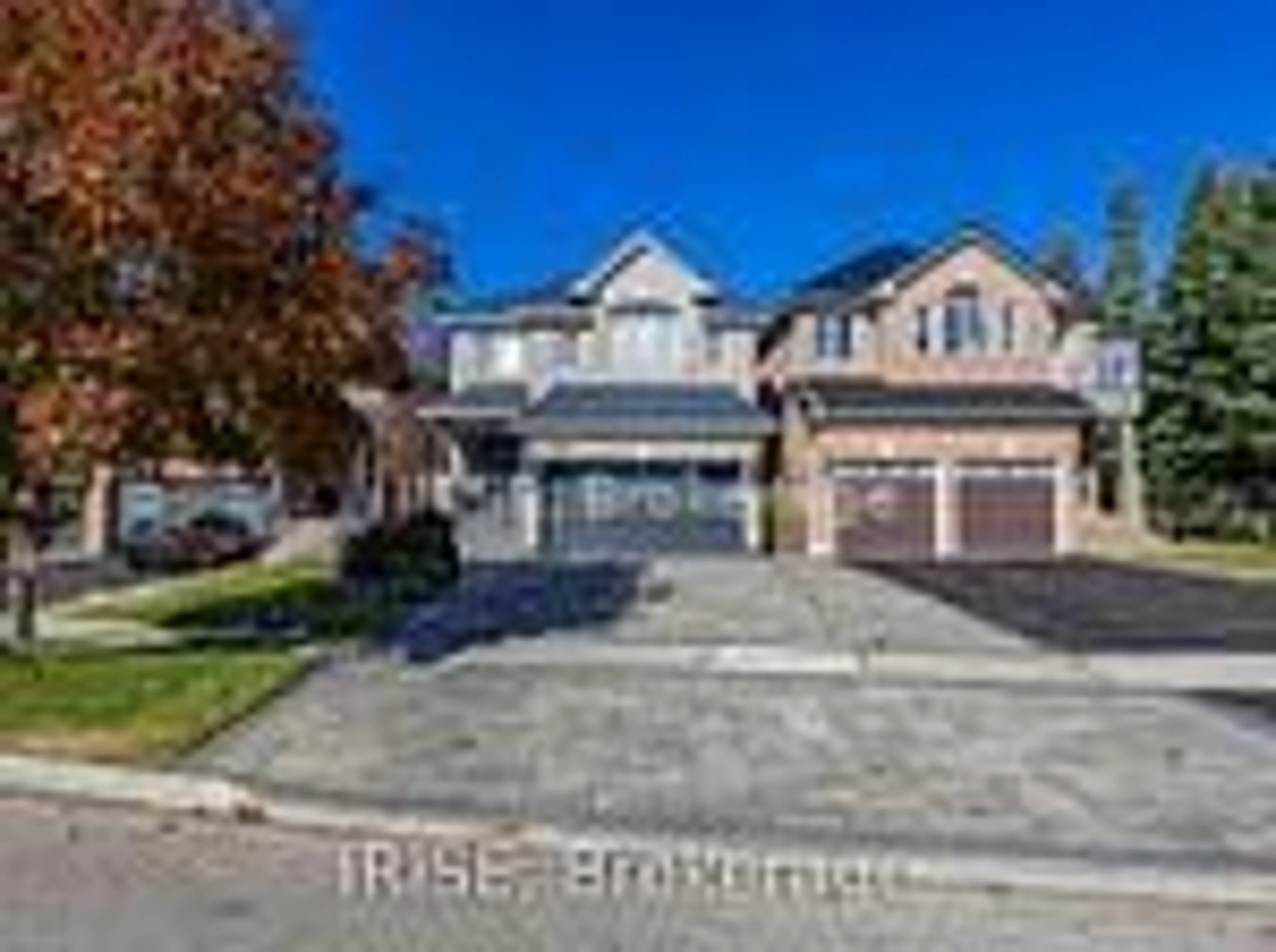 Home with brick exterior material, street for 855 Knotty Pine Grve, Mississauga Ontario L5W 1K2