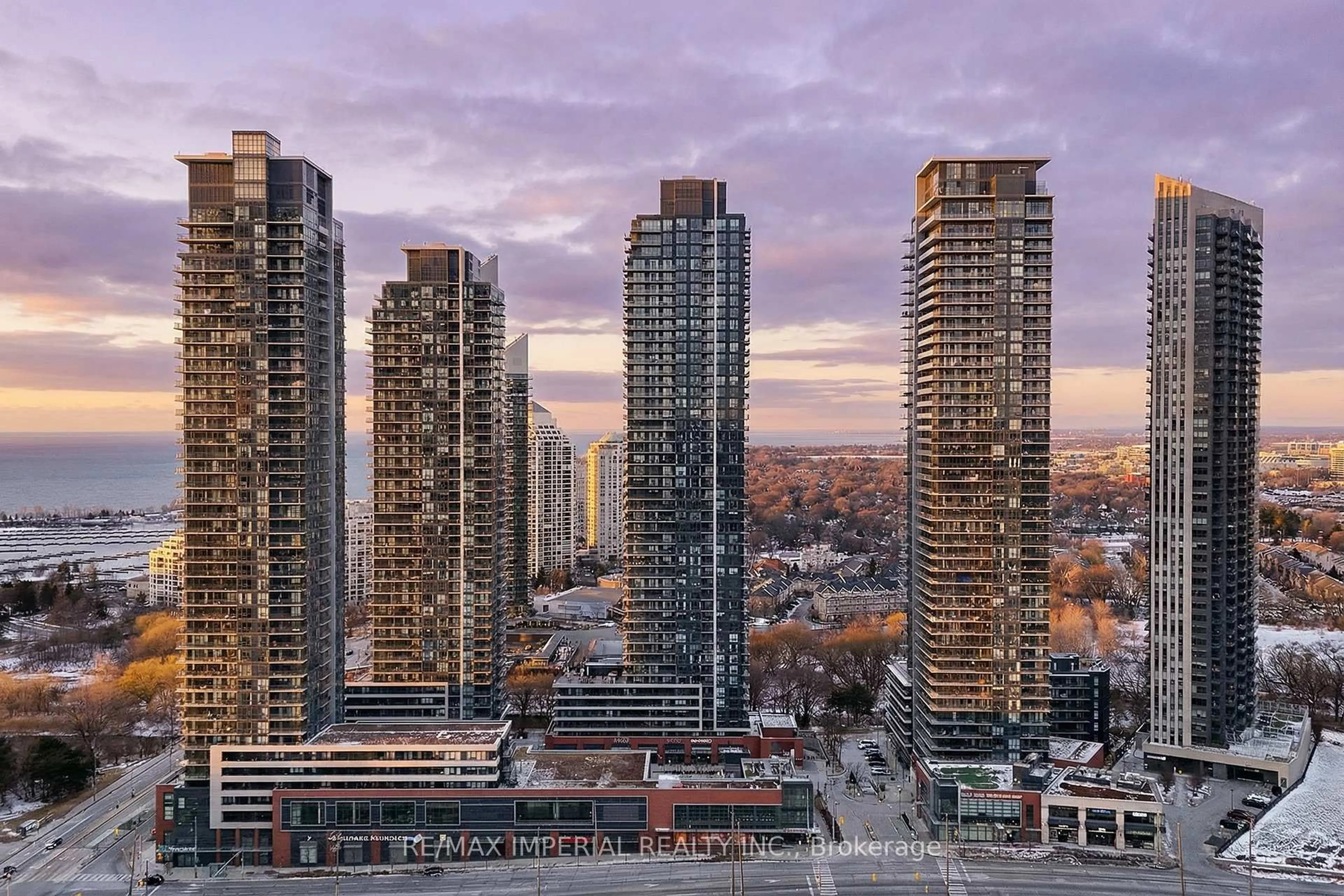 A pic from outside/outdoor area/front of a property/back of a property/a pic from drone, city buildings view from balcony for 2220 Lake Shore Blvd #2604, Toronto Ontario M8V 0C1