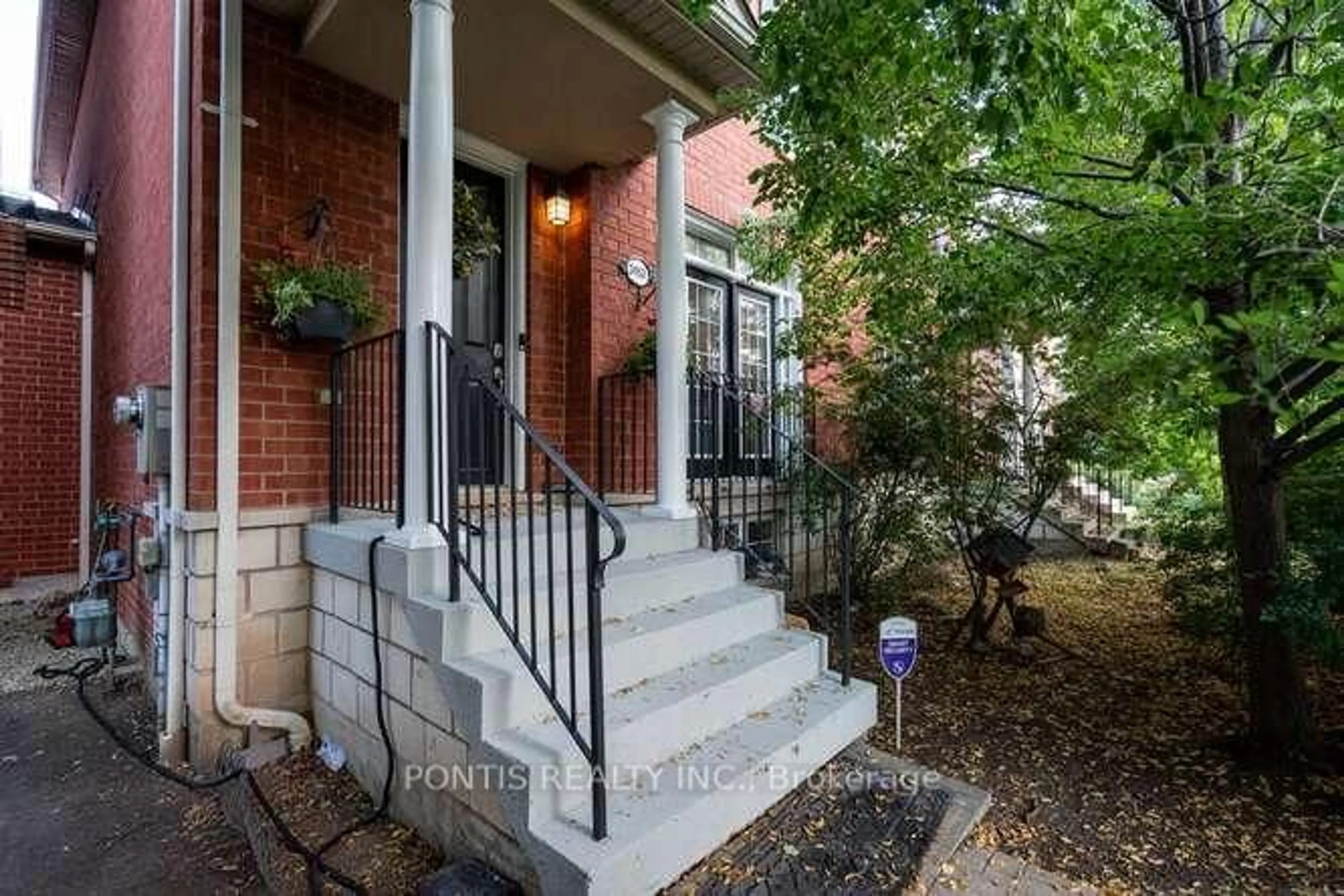 Unknown for 3452 Eglinton Ave, Mississauga Ontario L5M 7P4