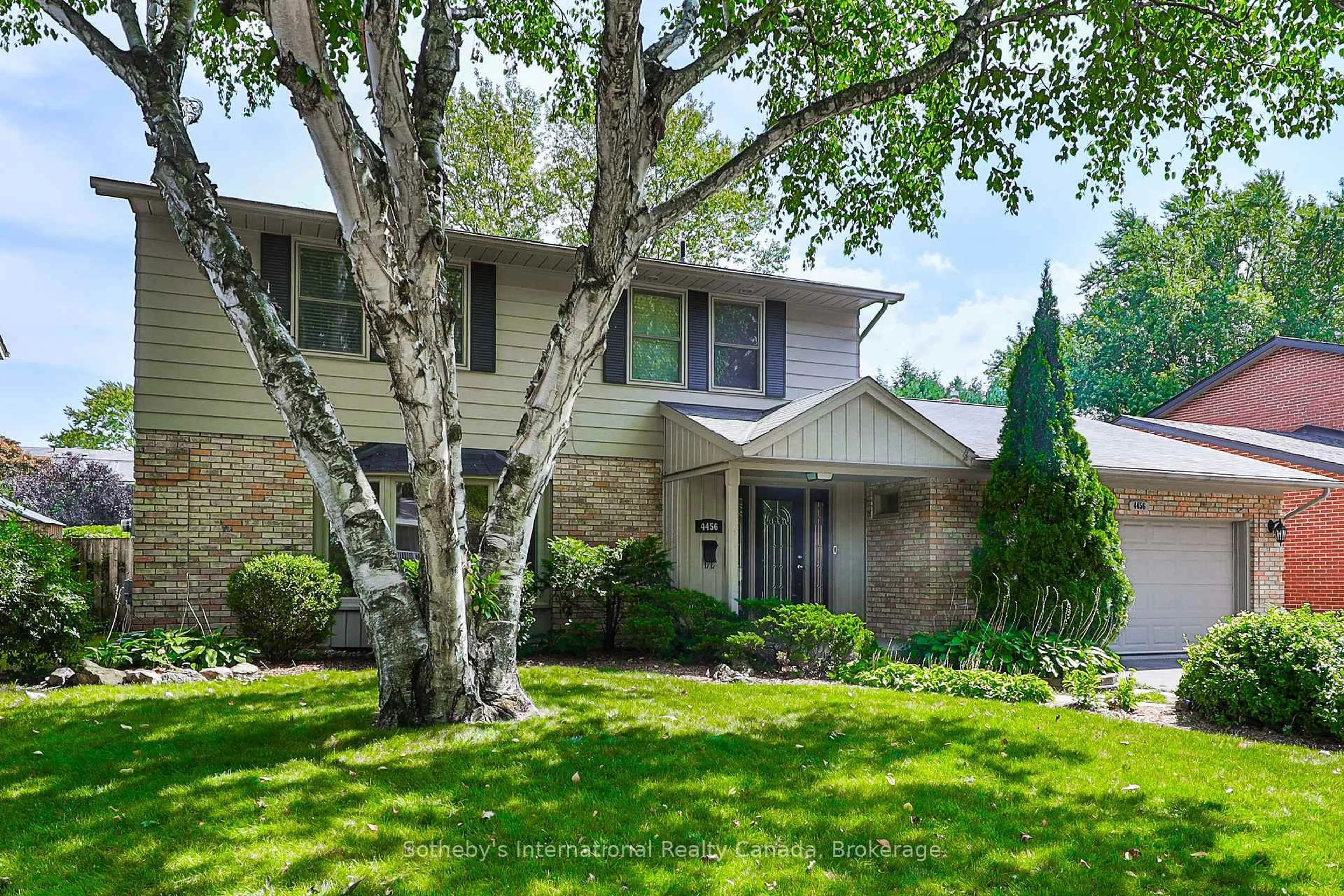 Unknown for 4456 Hawthorne Dr, Burlington Ontario L7L 1G5