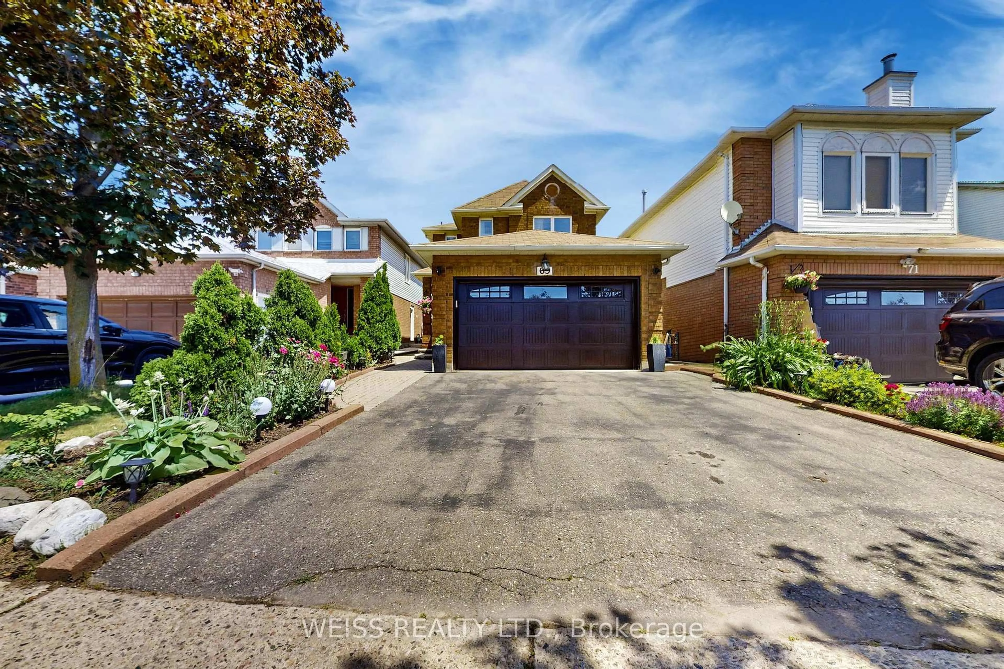 Unknown for 69 Wooliston Cres, Brampton Ontario L6Y 4J4