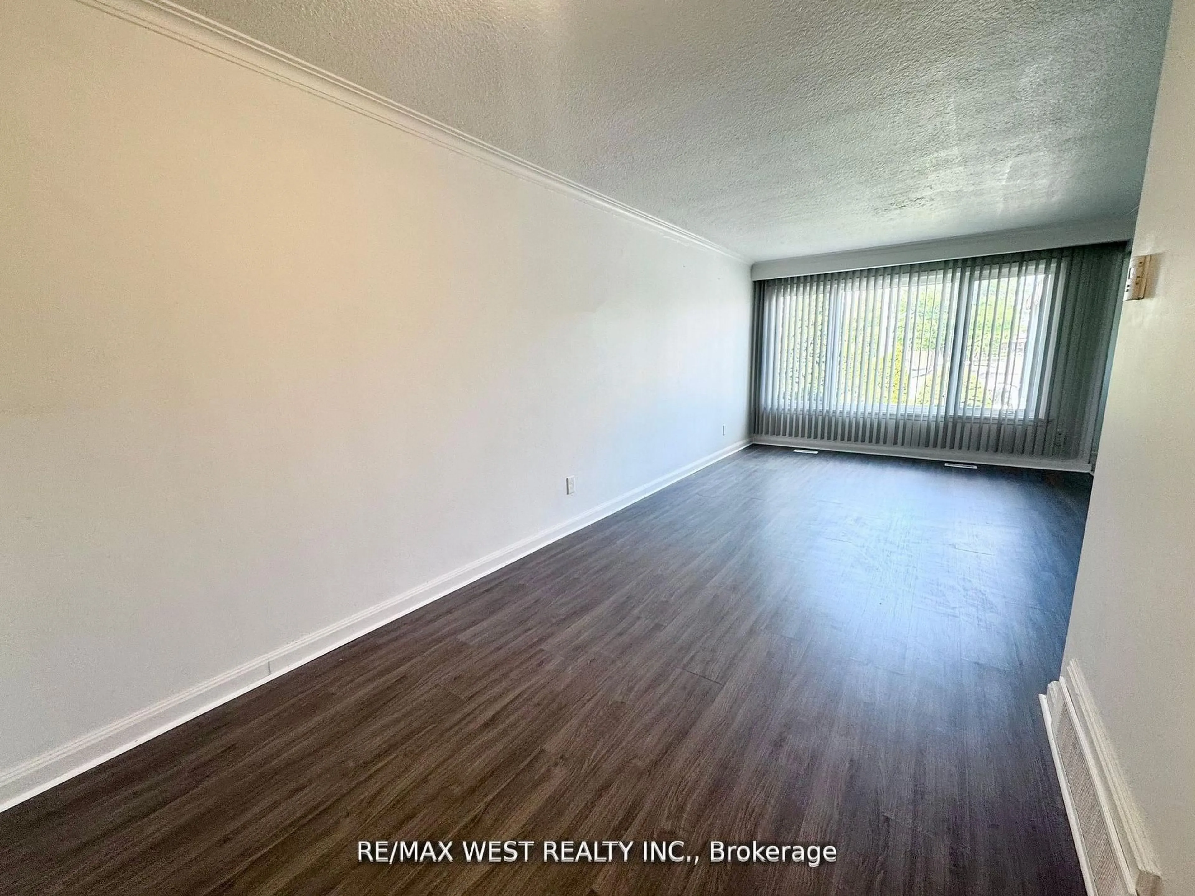 A pic of a room for 25 Bimini Cres, Toronto Ontario M3N 1S1