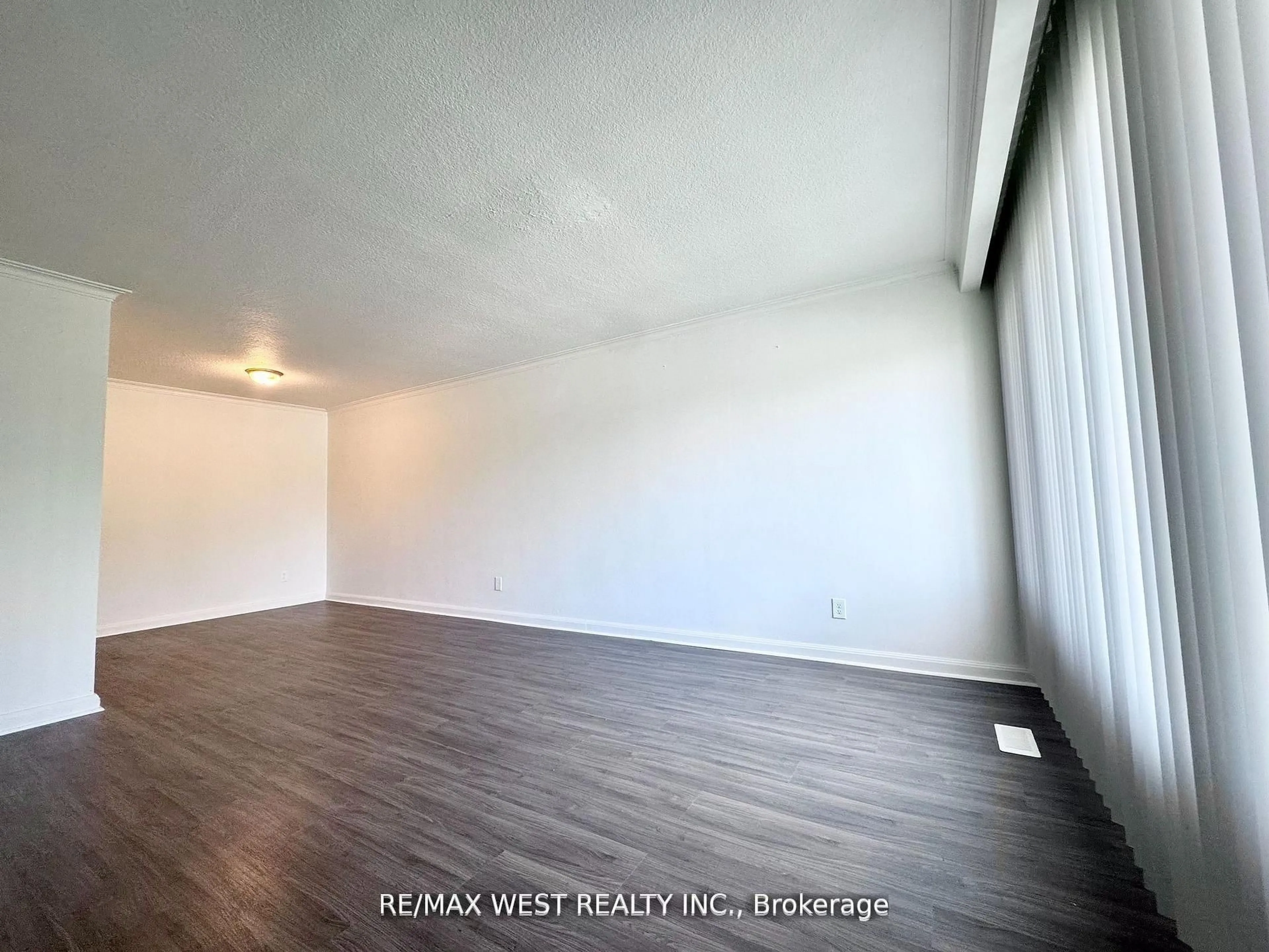 A pic of a room for 25 Bimini Cres, Toronto Ontario M3N 1S1