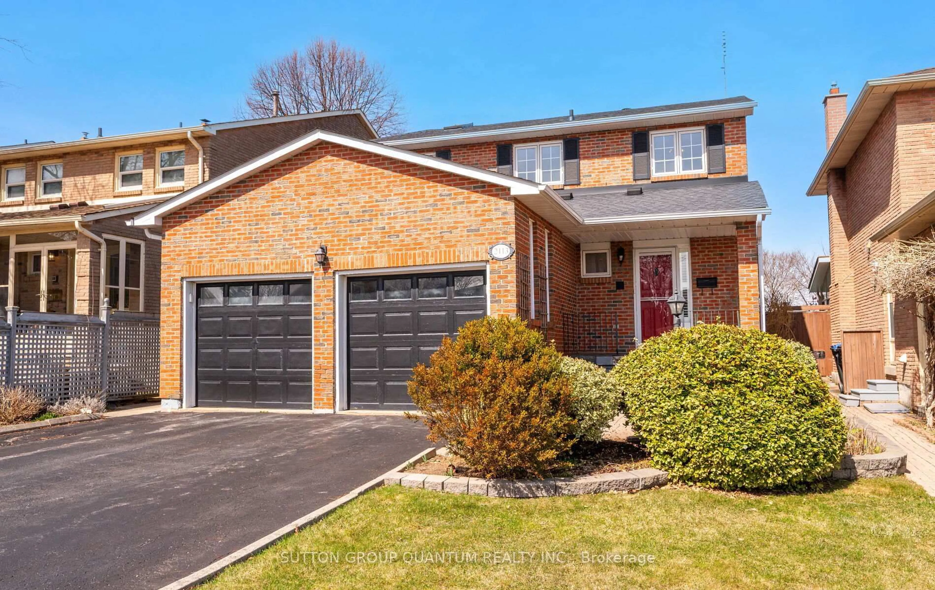 Home with brick exterior material, street for 2113 Folkway Dr, Mississauga Ontario L5L 3G3