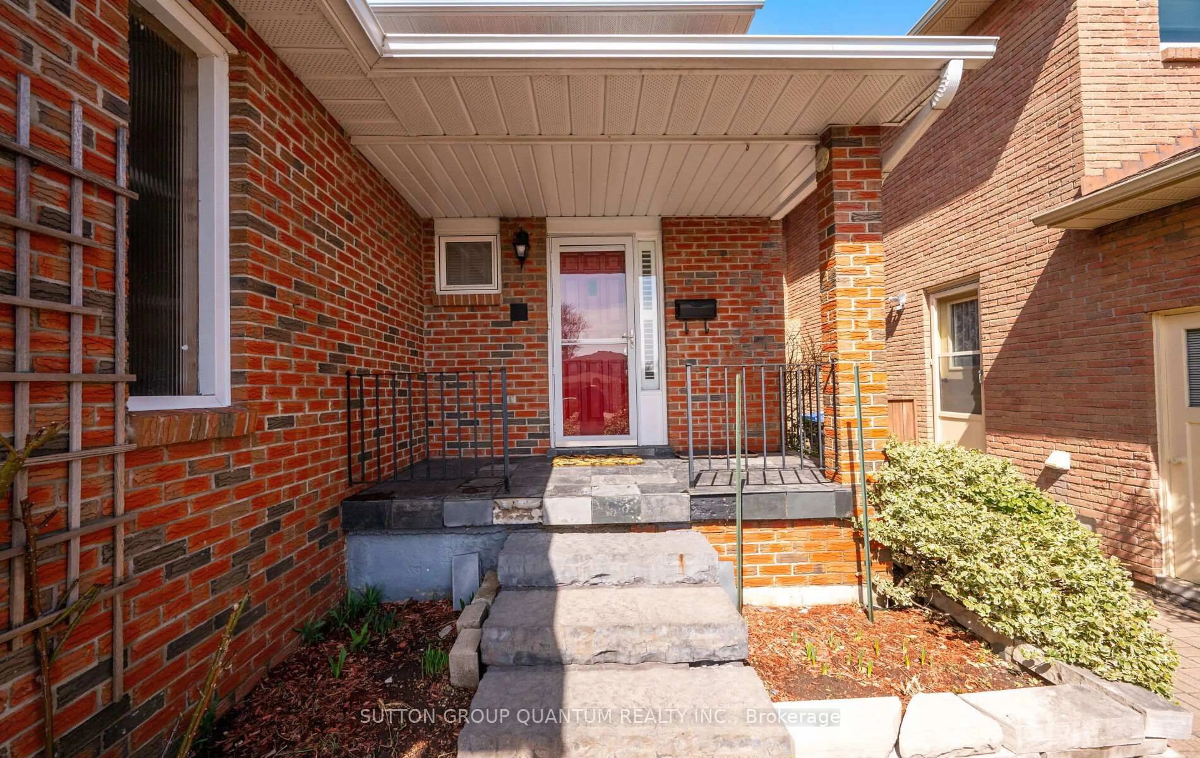 Home with brick exterior material, street for 2113 Folkway Dr, Mississauga Ontario L5L 3G3