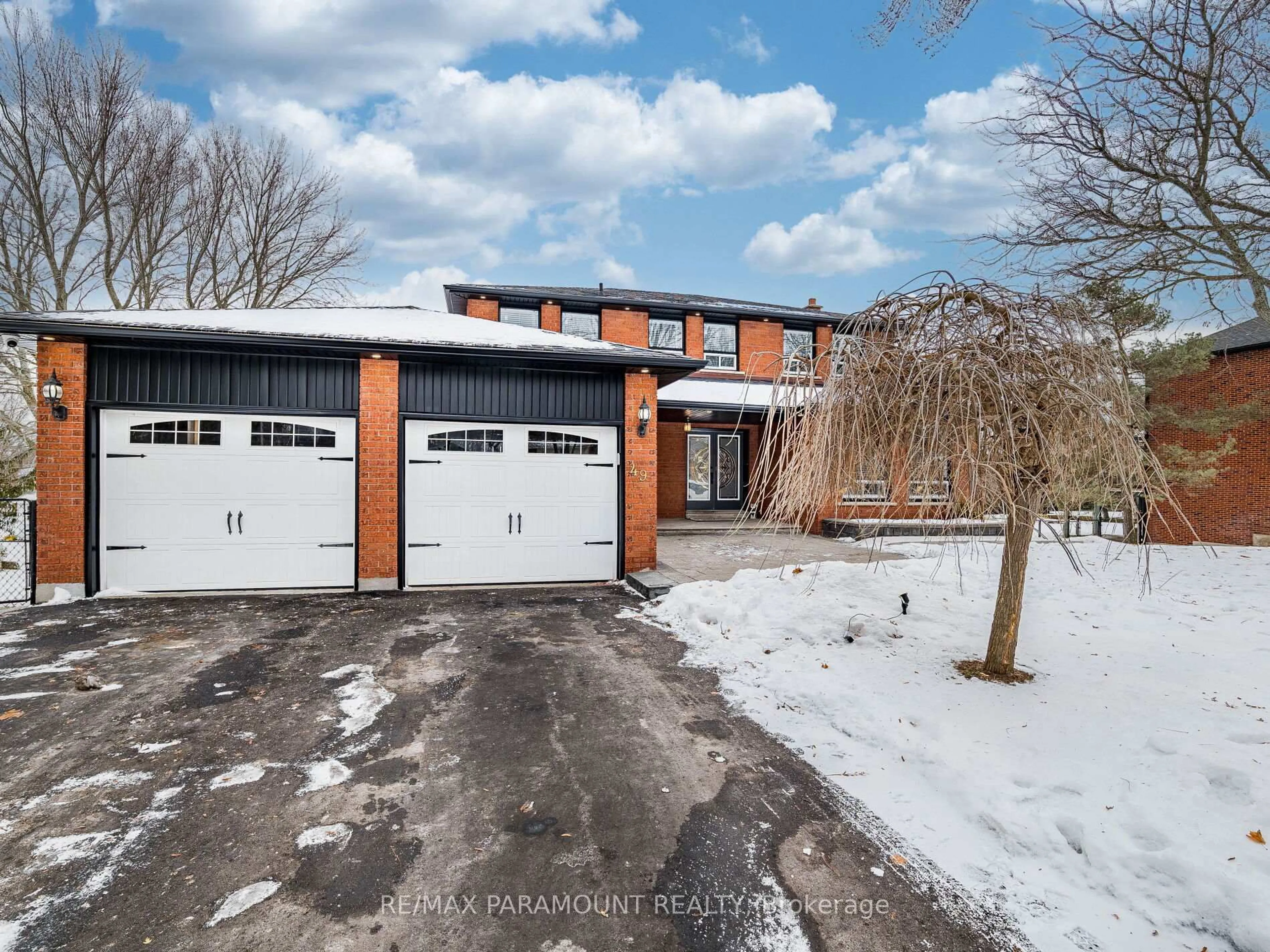 Home with brick exterior material, street for 49 Marilyn St, Caledon Ontario L7C 1H5