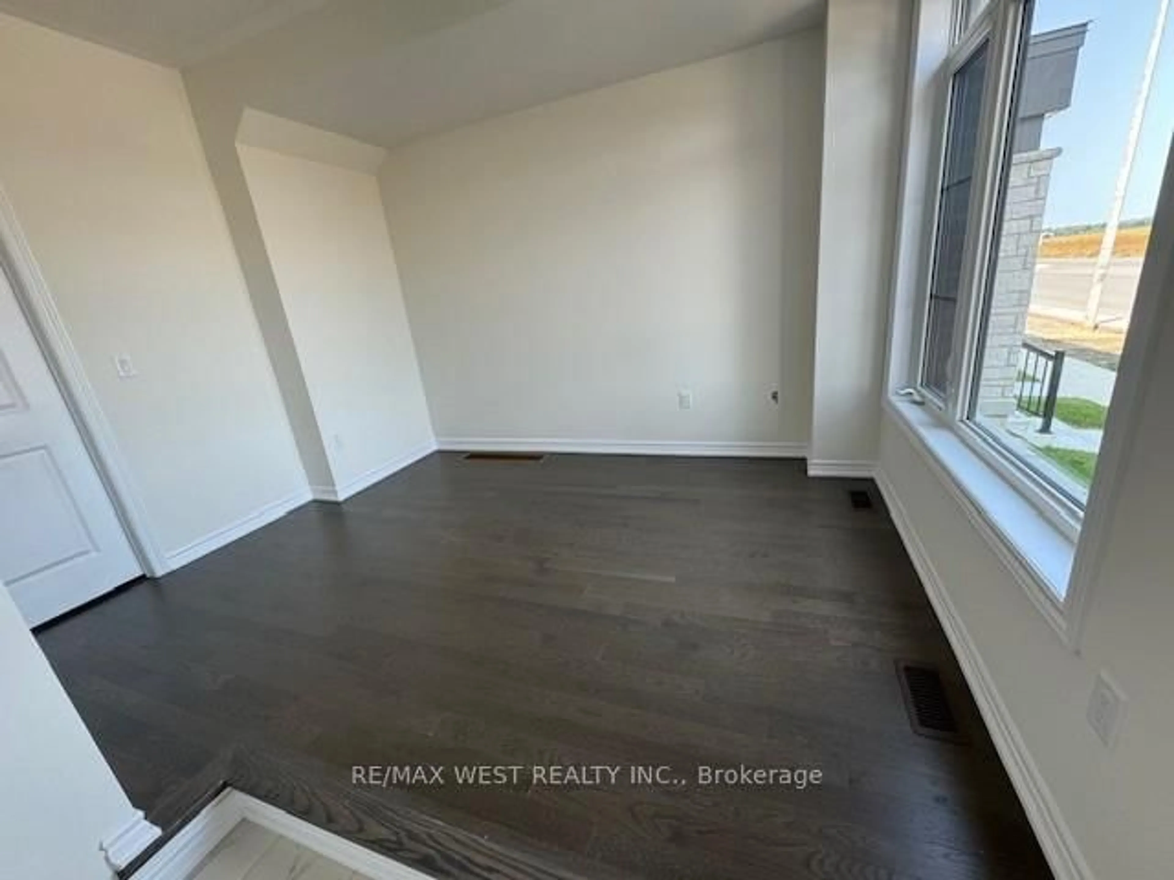 A pic of a room for 12306 Mclaughlin Rd, Caledon Ontario L7C 4L7