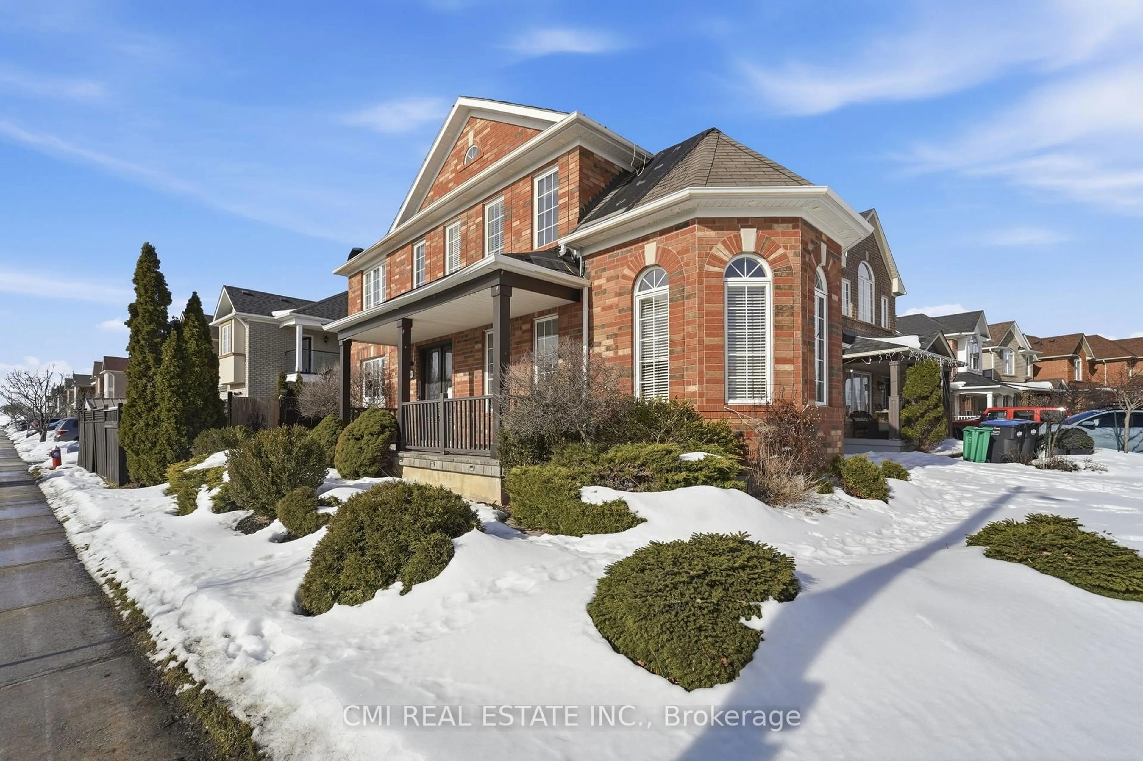 Home with brick exterior material, street for 3927 Mayla Dr, Mississauga Ontario L5M 7Y9