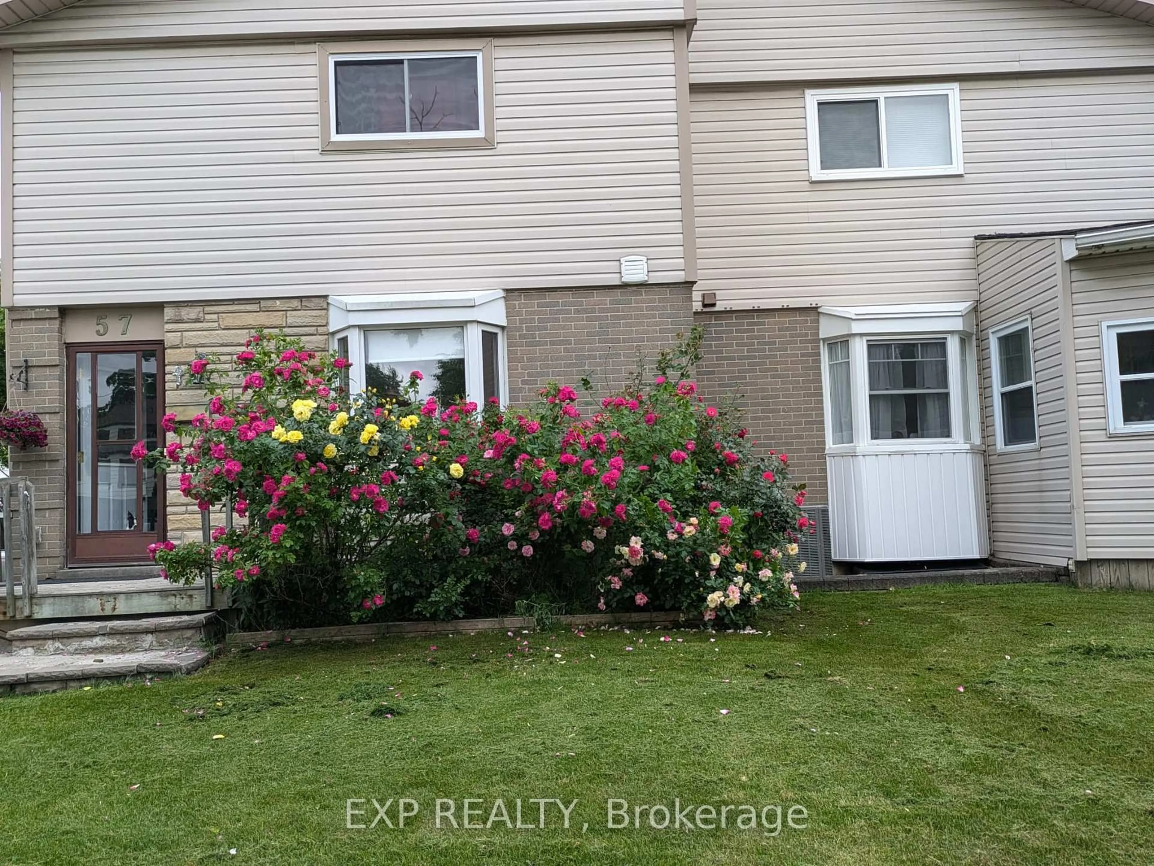 A pic from outside/outdoor area/front of a property/back of a property/a pic from drone, street for 57 Tindale Rd, Brampton Ontario L6V 2G8