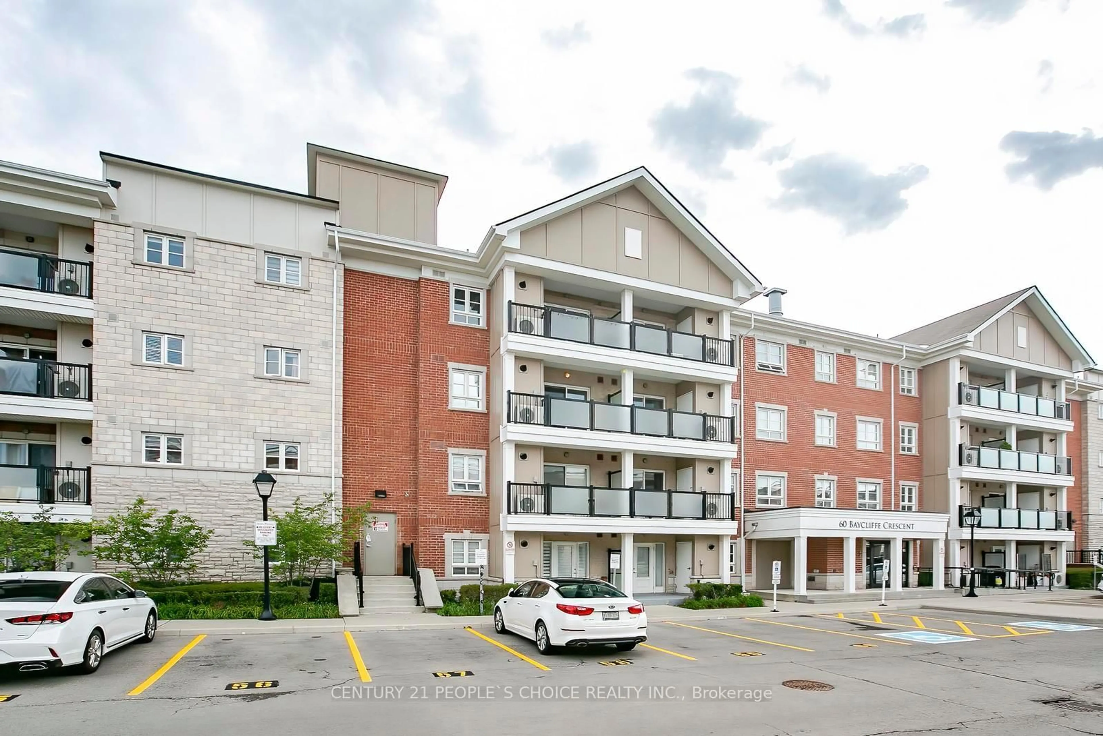 Patio, building for 60 Baycliffe Cres #402, Brampton Ontario L7A 0Z4