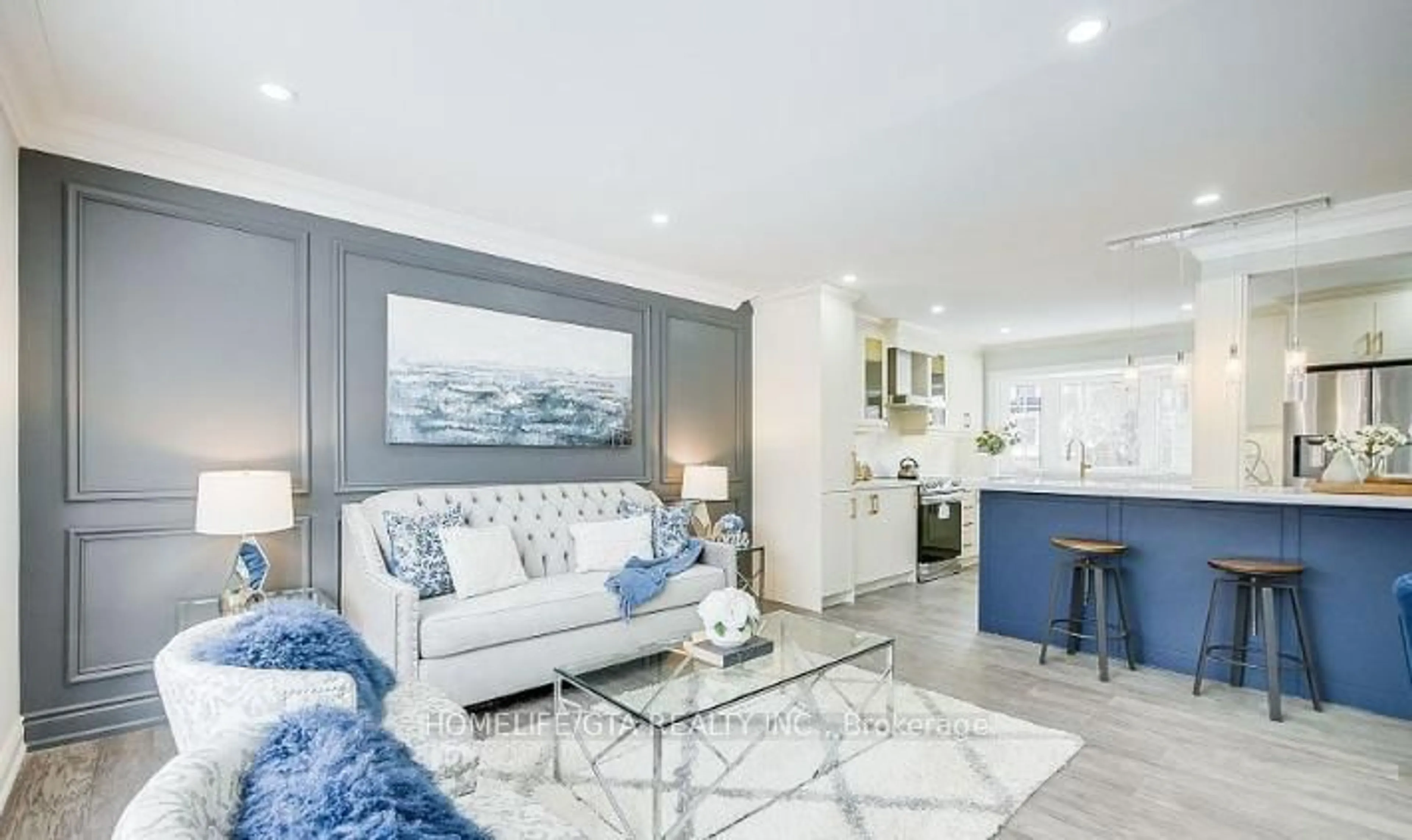 Living room with furniture, unknown for 480 Valley Dr, Oakville Ontario L6L 4L8