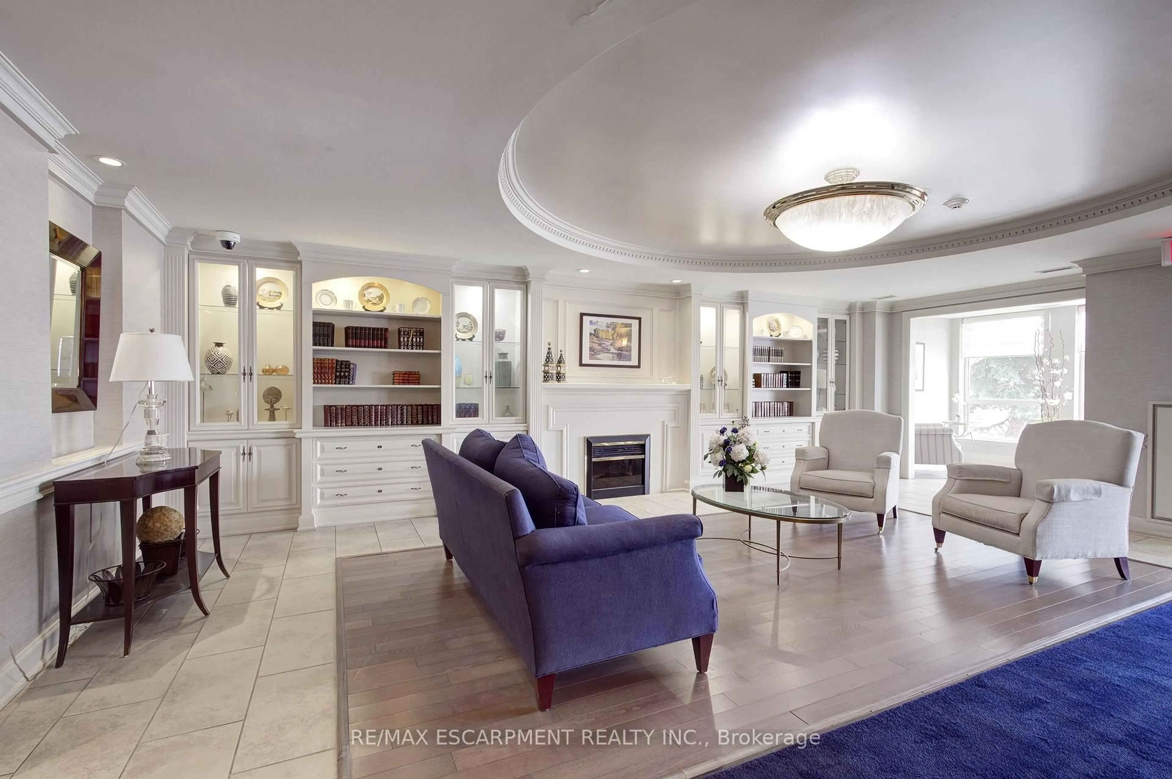 Living room with furniture, ceramic/tile floor for 50 Old Mill Rd #705, Oakville Ontario L6J 7W1