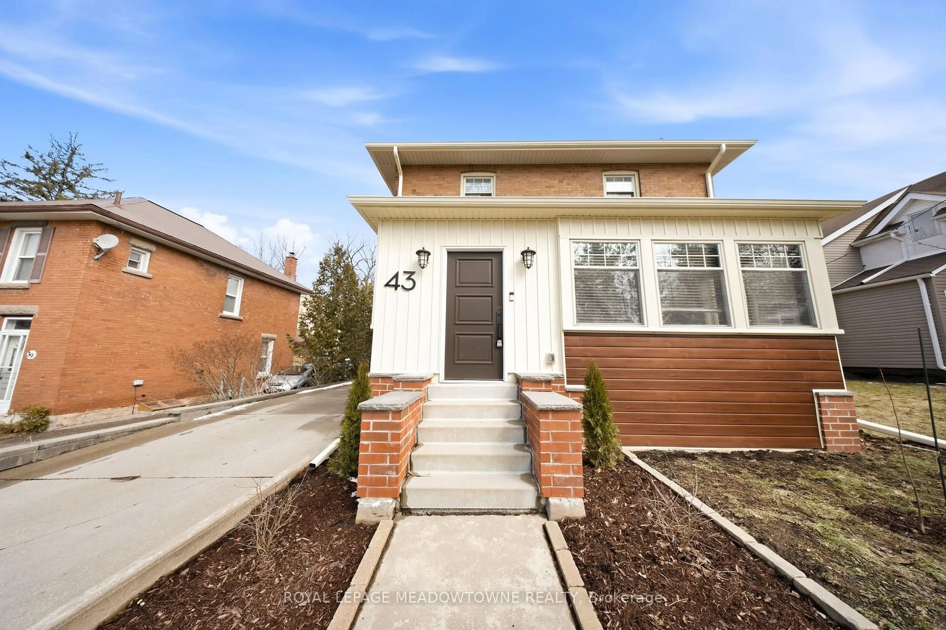 Home with brick exterior material, street for 43 Frederick St, Halton Hills Ontario L7J 2B9