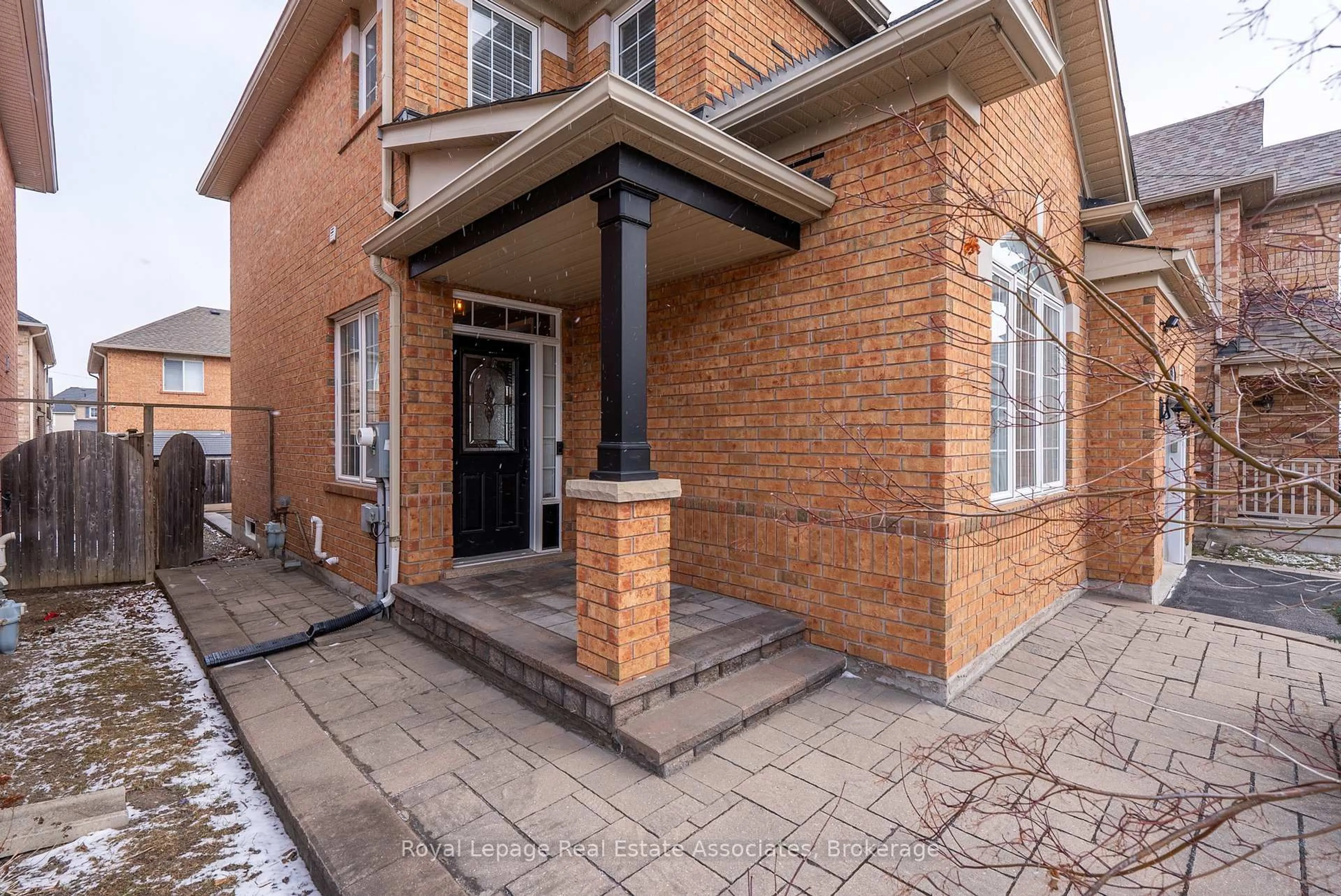Unknown for 46 Dehaviland Cres, Brampton Ontario L6X 0M9