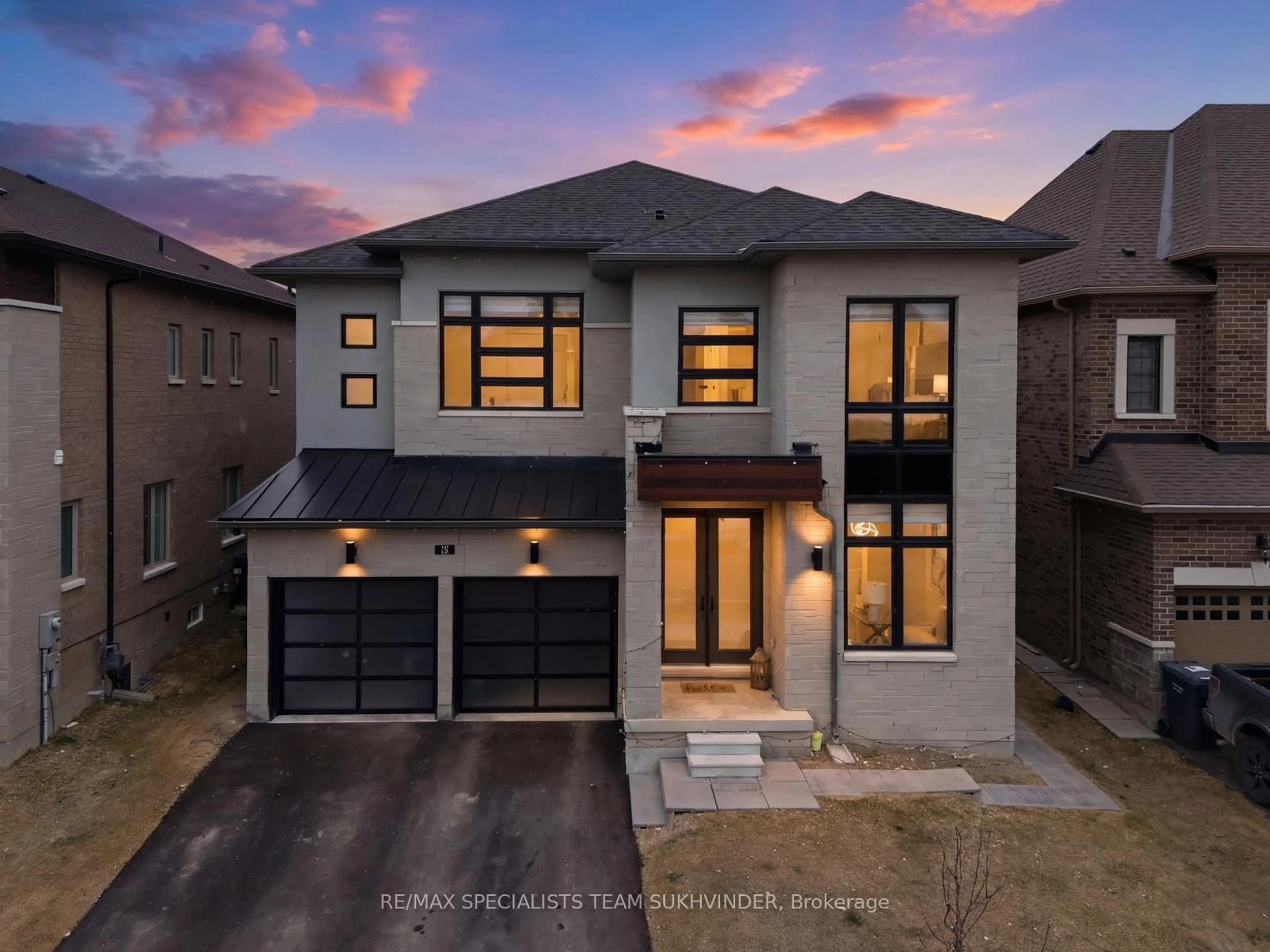 Home with brick exterior material, street for 23 Duxbury Rd, Brampton Ontario L6R 4E3