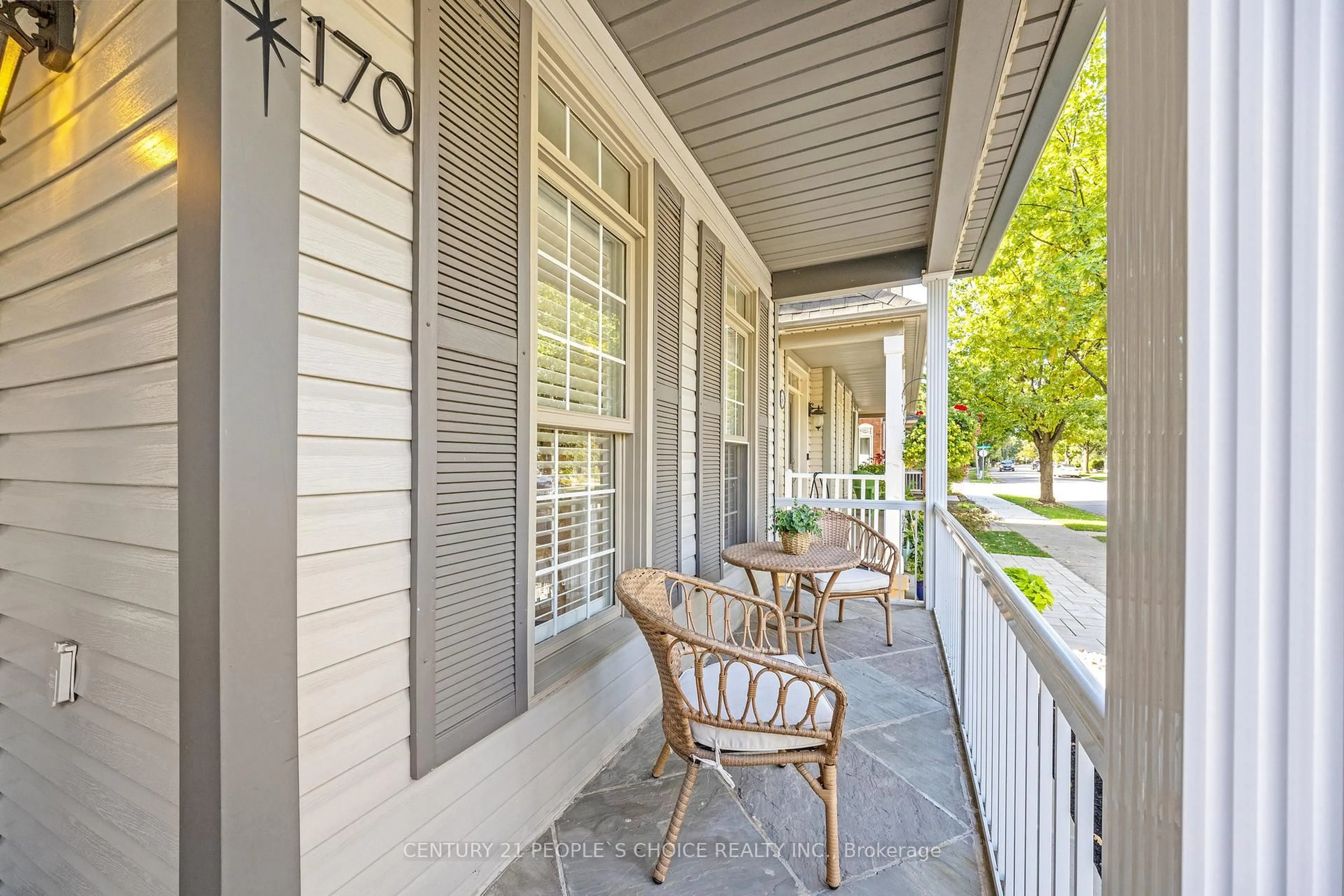 Patio, street for 170 Roxton Rd, Oakville Ontario L6H 6N1