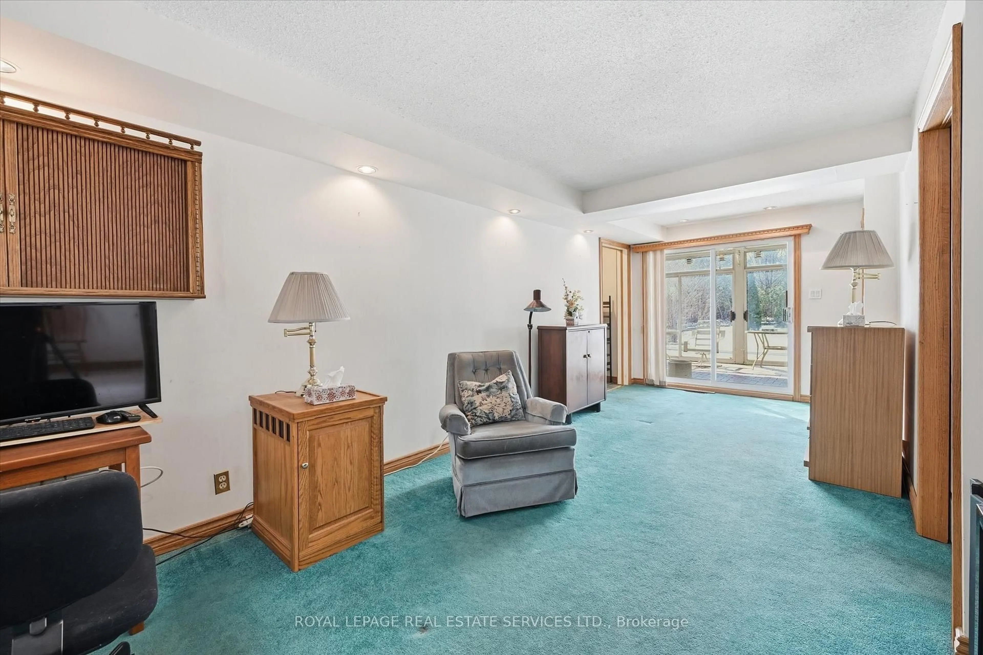 Unknown for 224 Sunray Rd, Oakville Ontario L6L 3R6