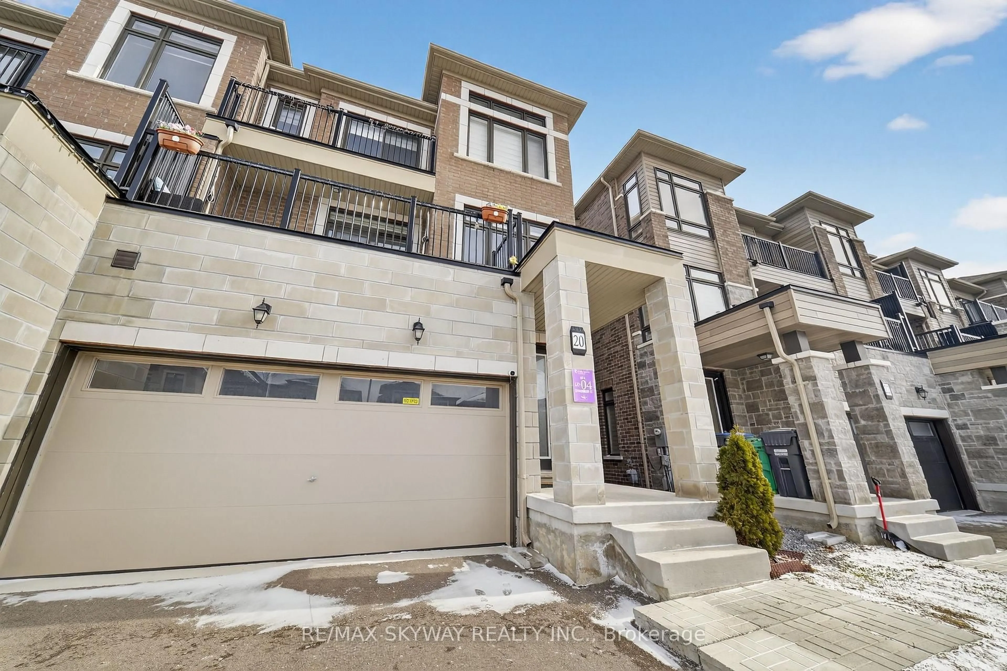 Unknown for 20 Ravenbury St, Brampton Ontario L6P 4P5